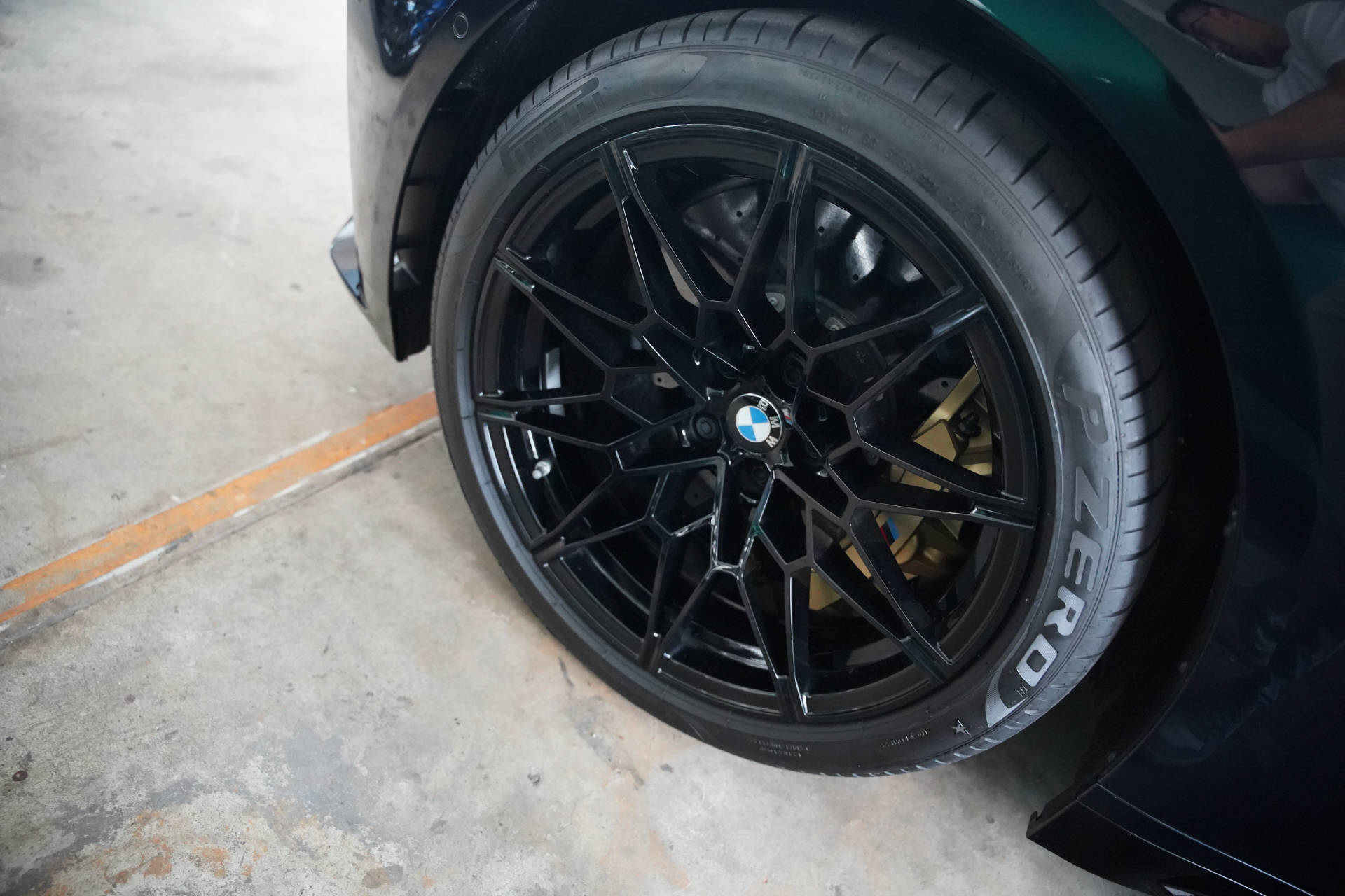BMW M3 Competition M xDrive LCI Enigmatic Black-image-5