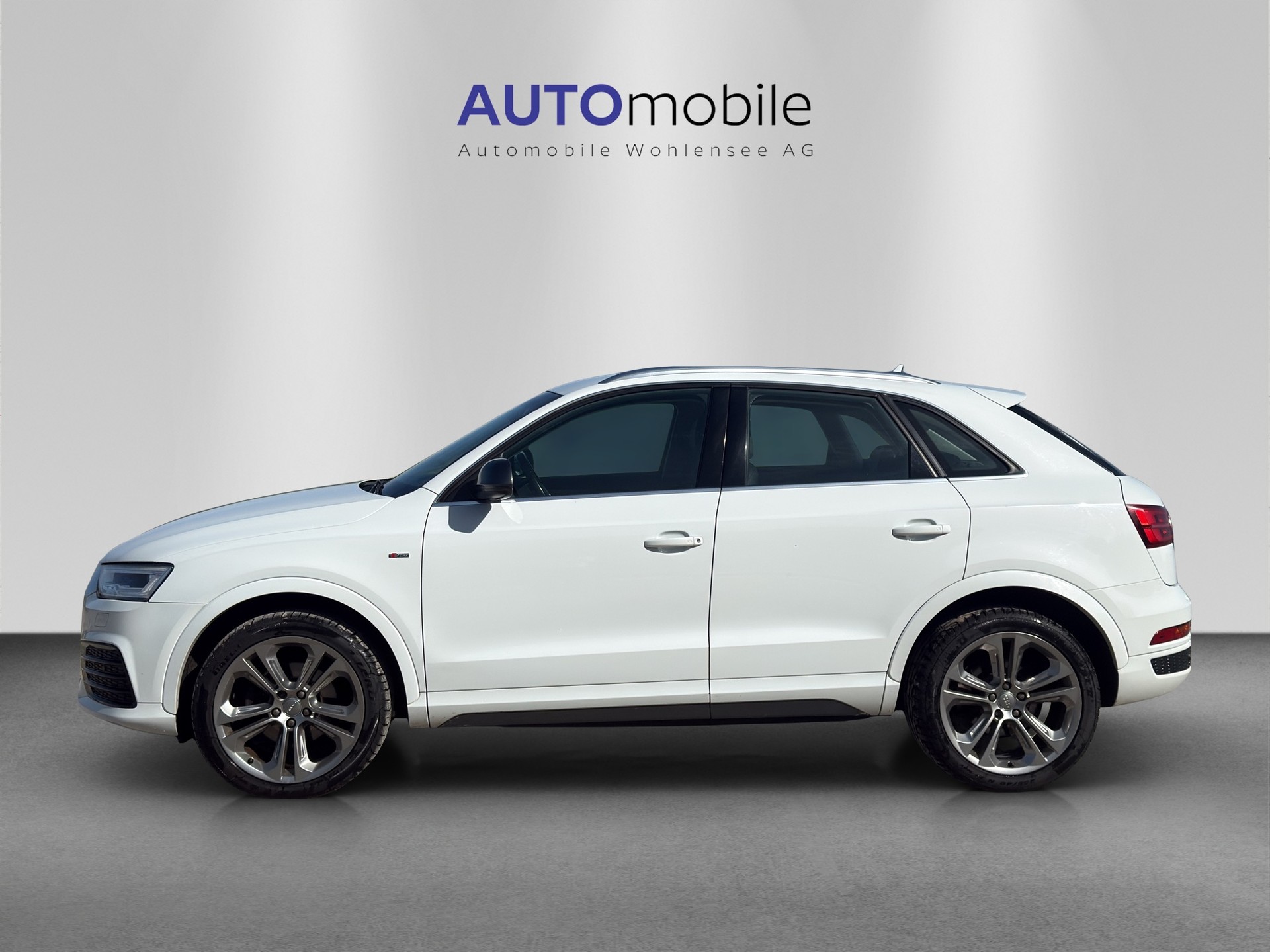 AUDI Q3 2.0 TFSI design quattro S-tronic