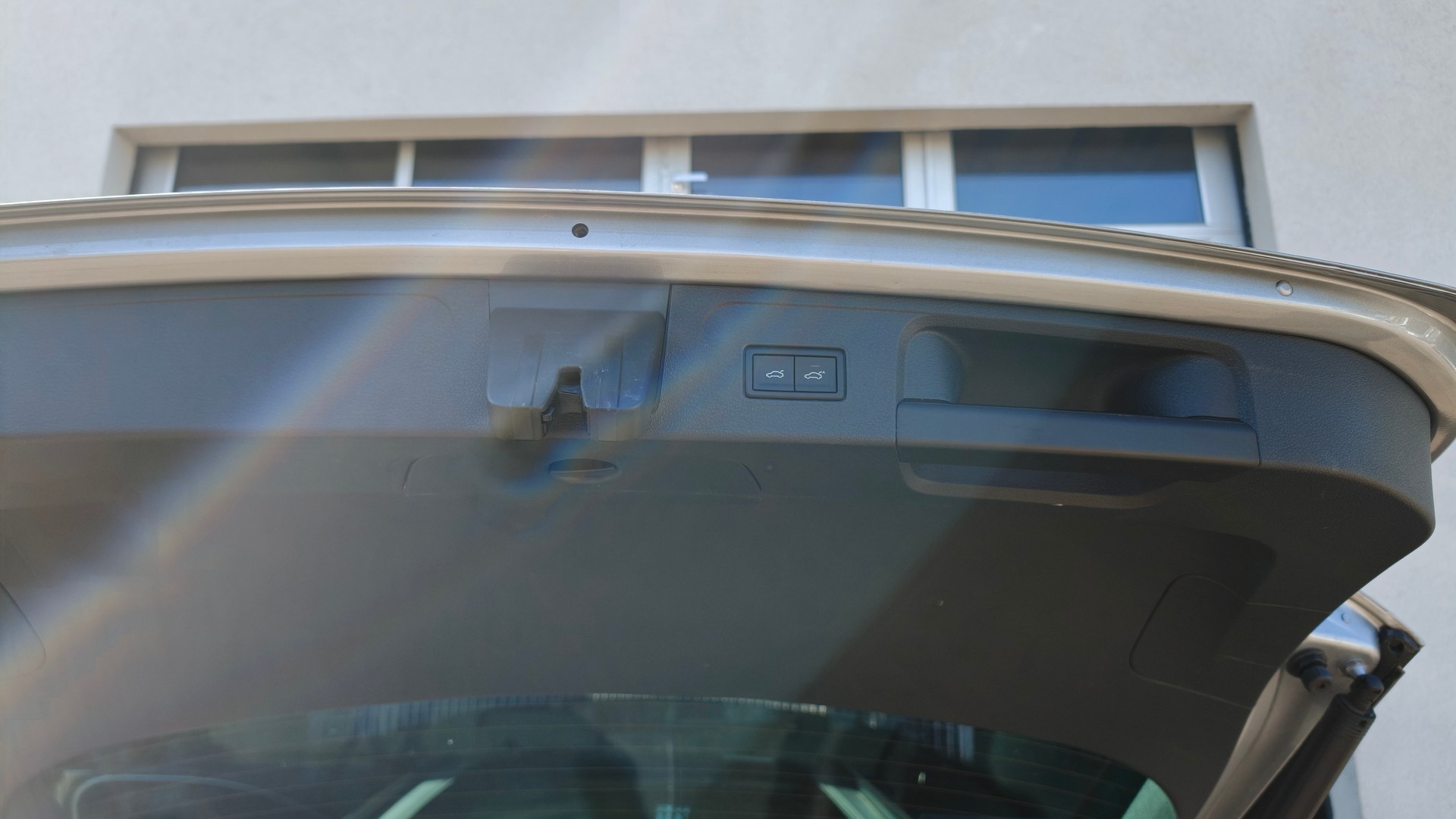 VW Passat Variant 2.0 TDI BMT Comfortline DSG 4Motion-image-12