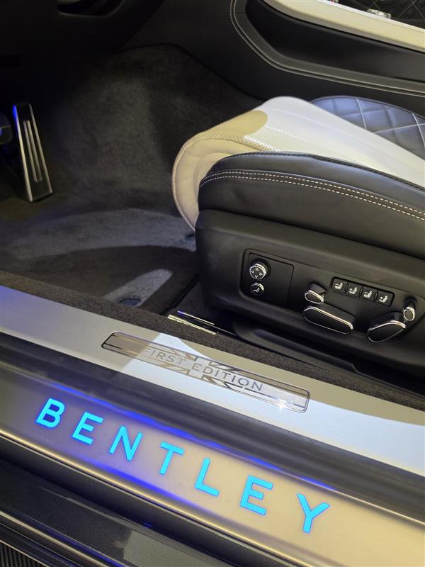 BENTLEY Continental GTC 6.0 W12 1ST EDITION-image-16