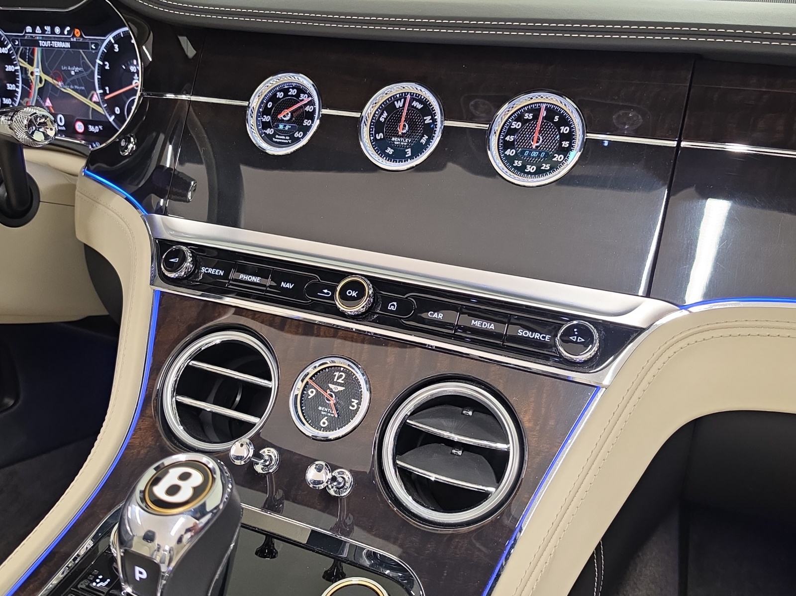 BENTLEY Continental GTC 6.0 W12 1ST EDITION-image-15