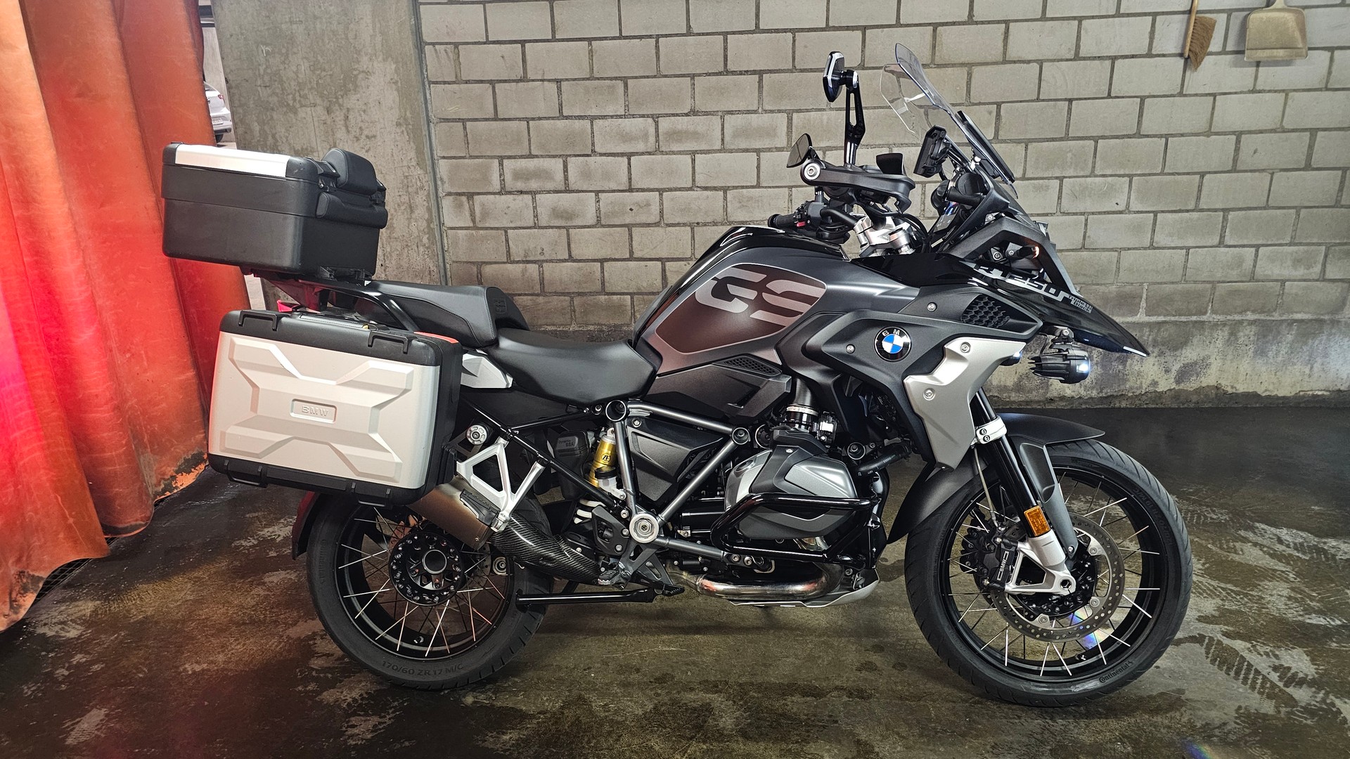BMW R 1250 GS-image-4