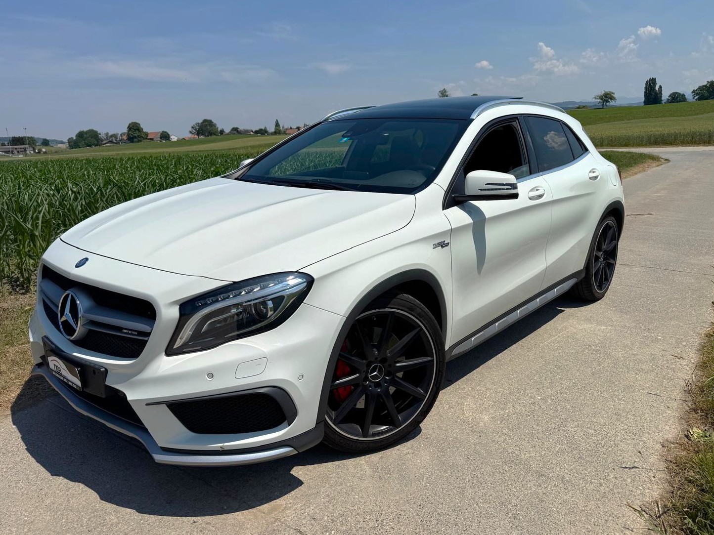 MERCEDES-BENZ GLA 45 AMG 4Matic 7G-DCT-image-1