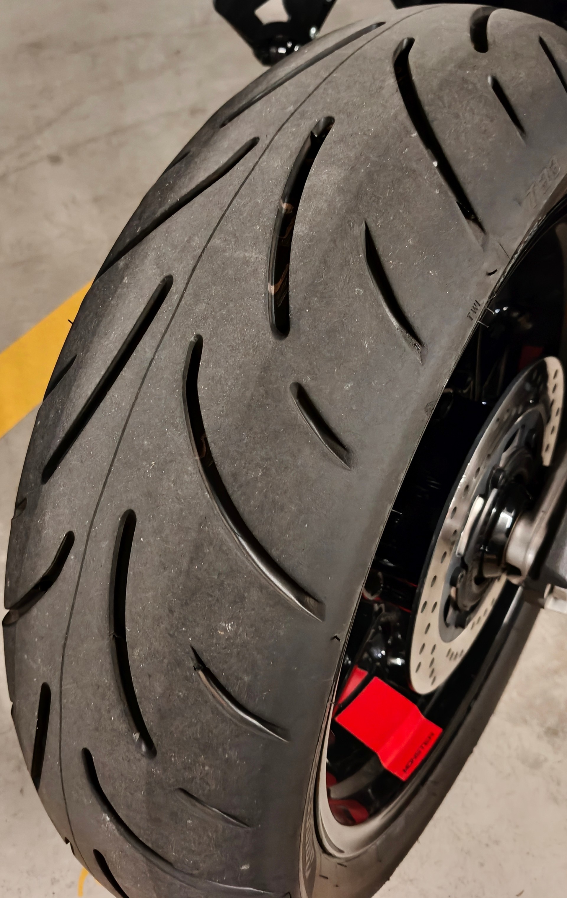 DUCATI Monster 937-image-3