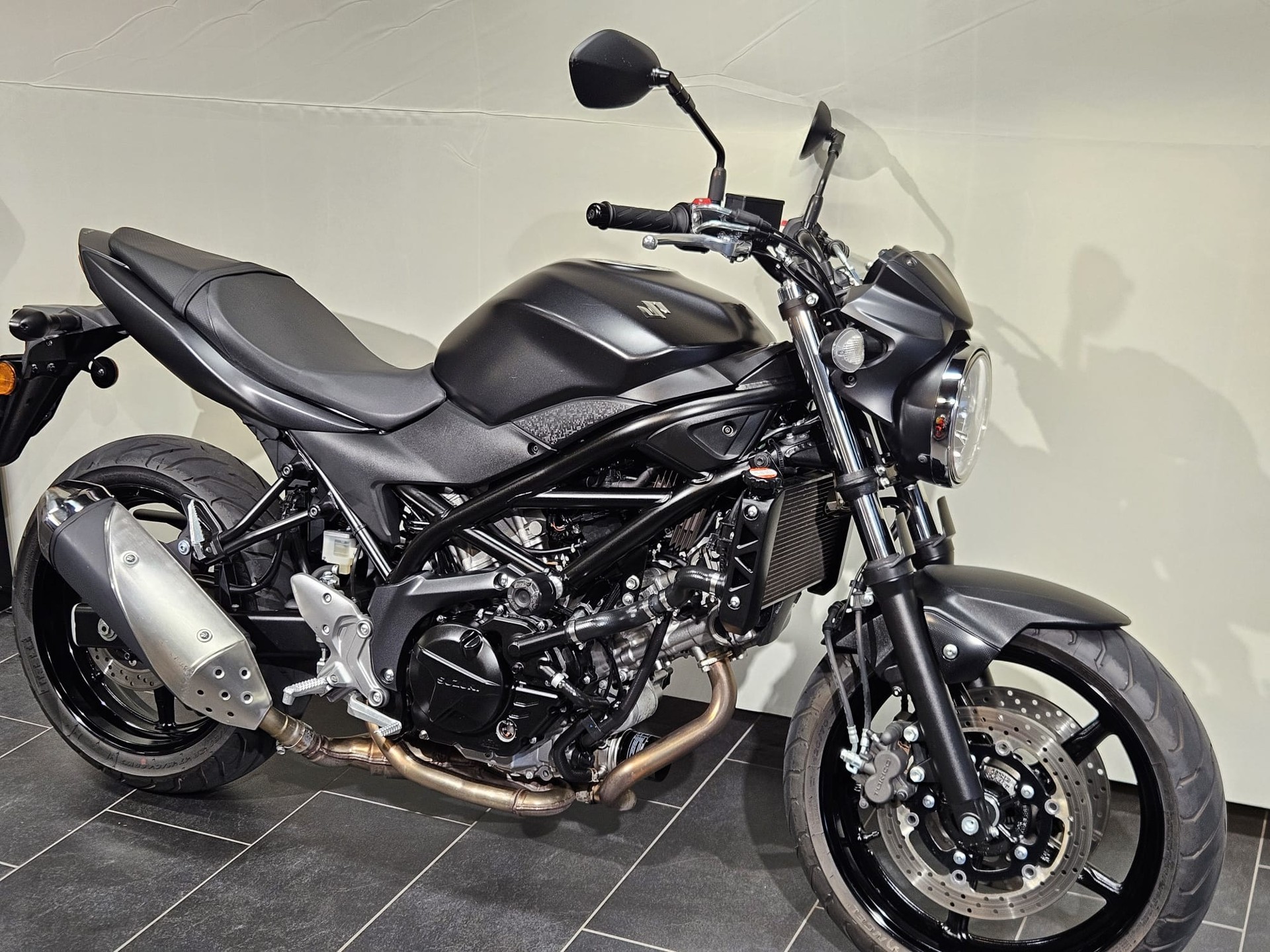SUZUKI SV 650 ABS L6-image-2