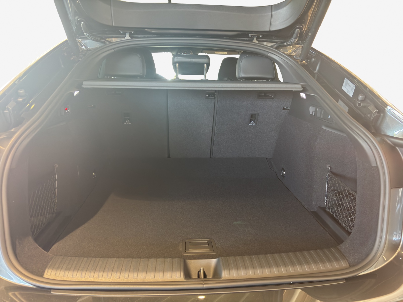 AUDI Q6 Sportback e-tron quattro-image-12