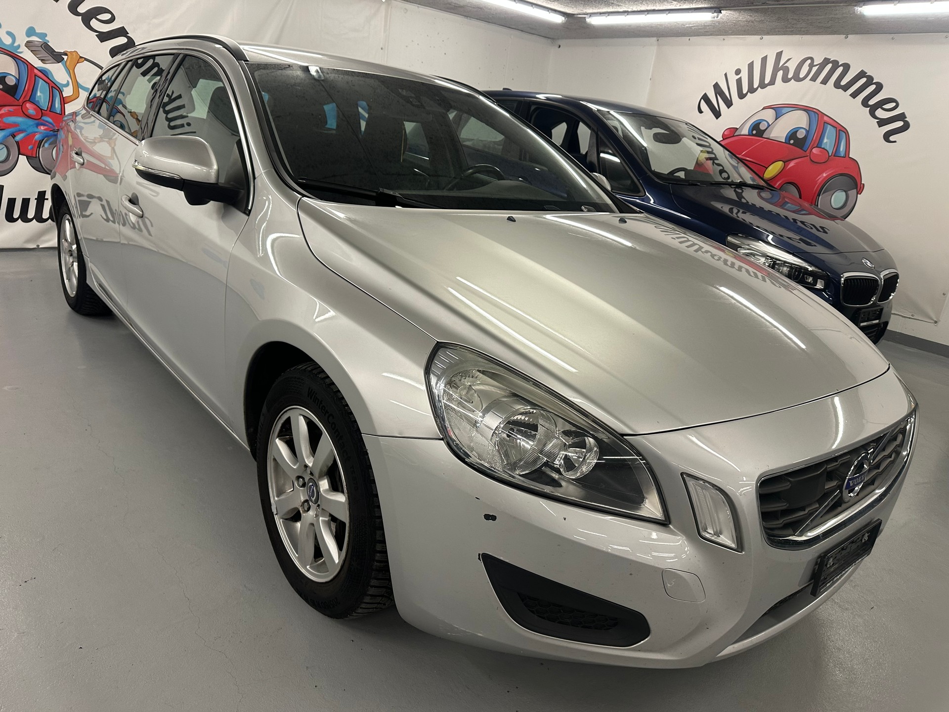 VOLVO V60 2.0T Powershift