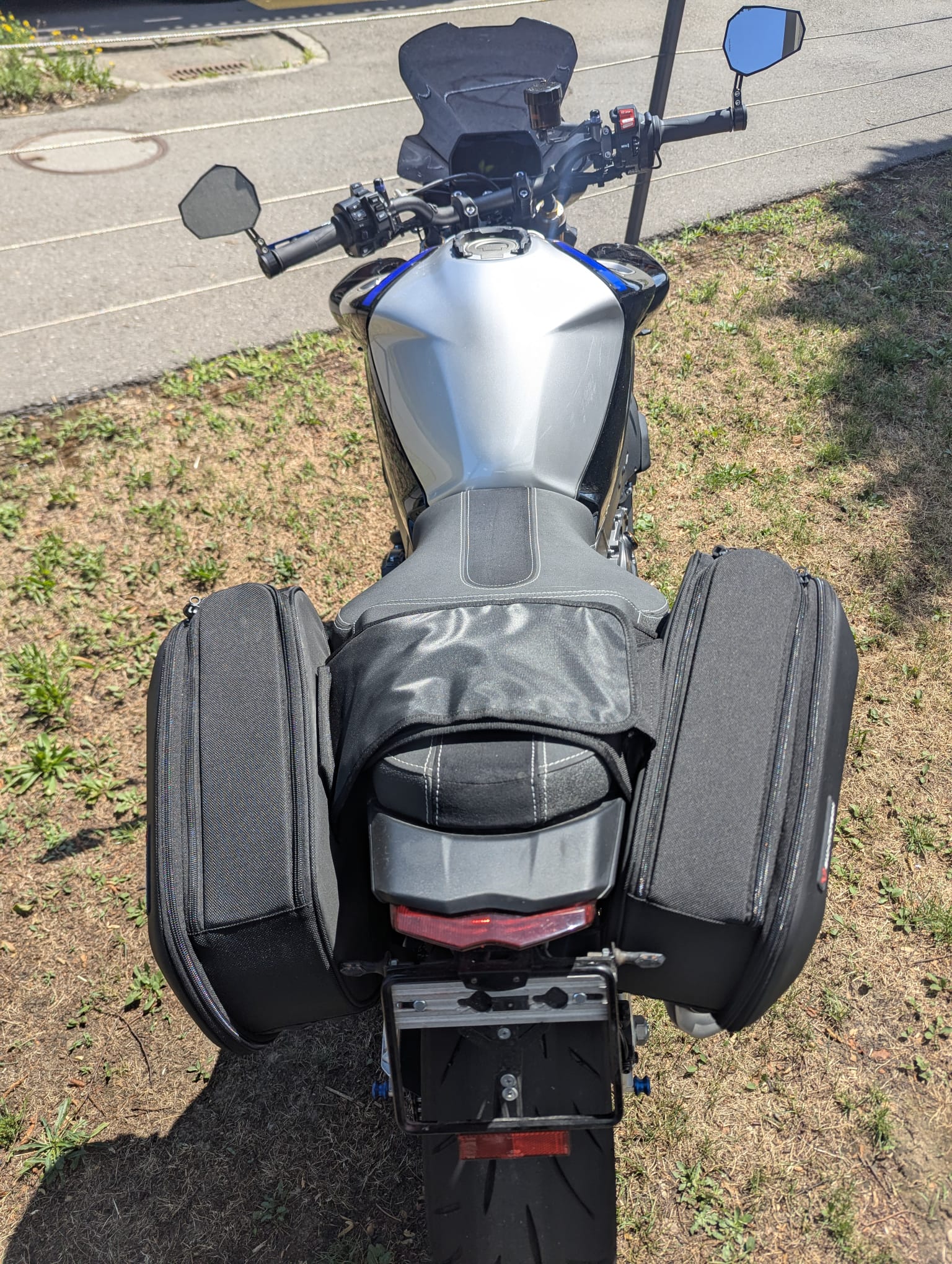 YAMAHA MT-10 SP ABS-image-3