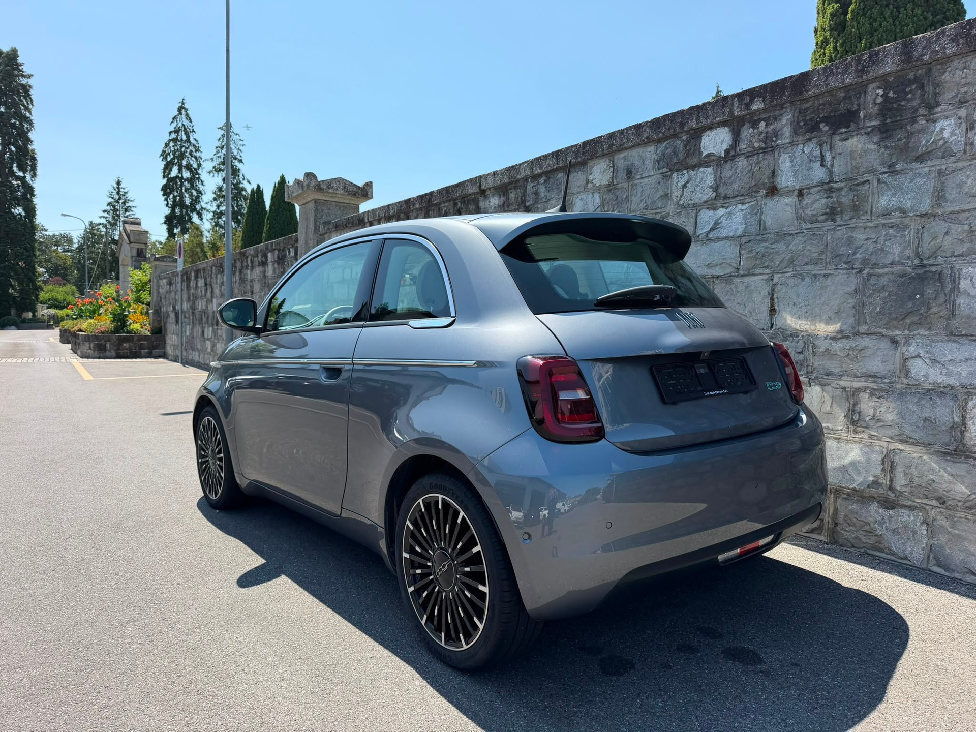 FIAT 500 electric 87 kW La Prima-showroom-element-2