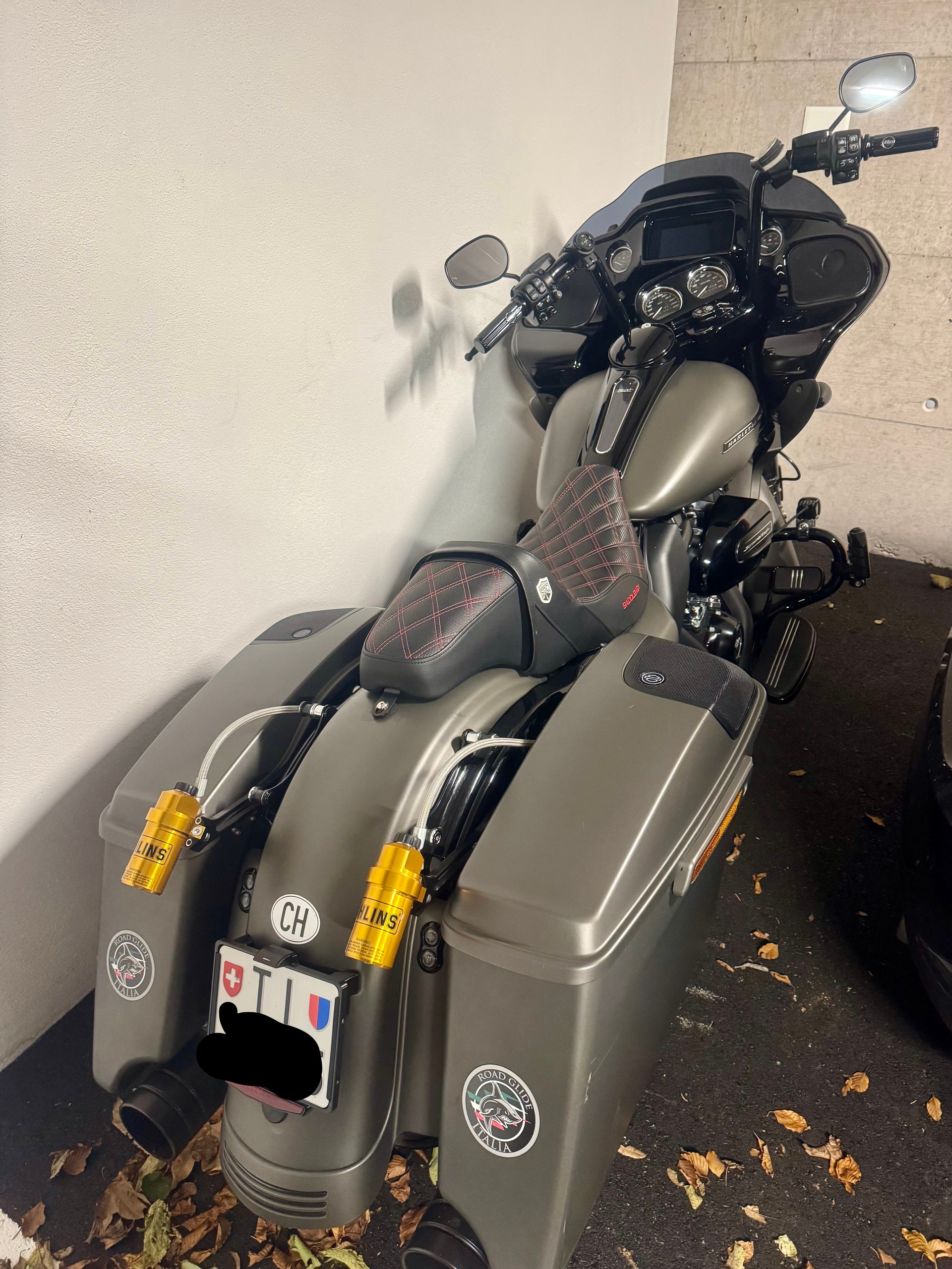 HARLEY-DAVIDSON ROAD GLIDE SPECIAL 114-image-1