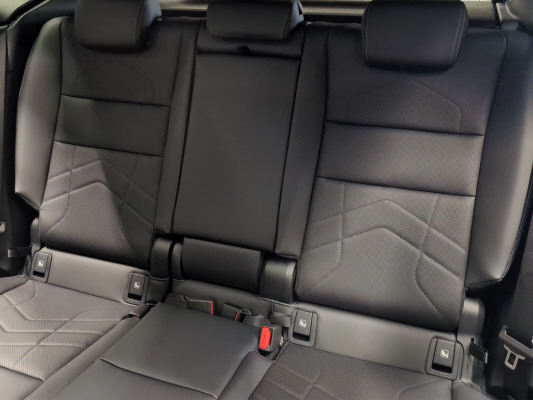 BMW 223i Act. T. xDr. M Sport-image-9