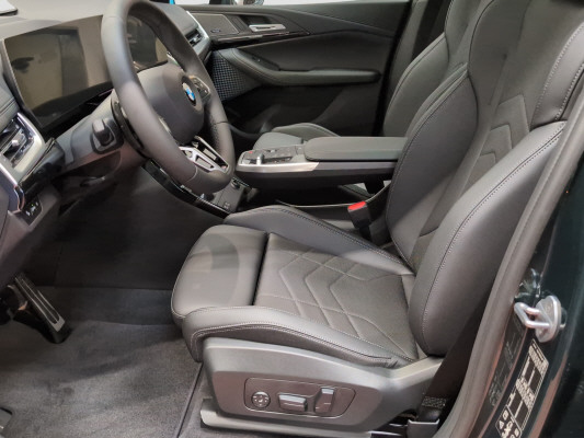 BMW 223i Act. T. xDr. M Sport-image-7