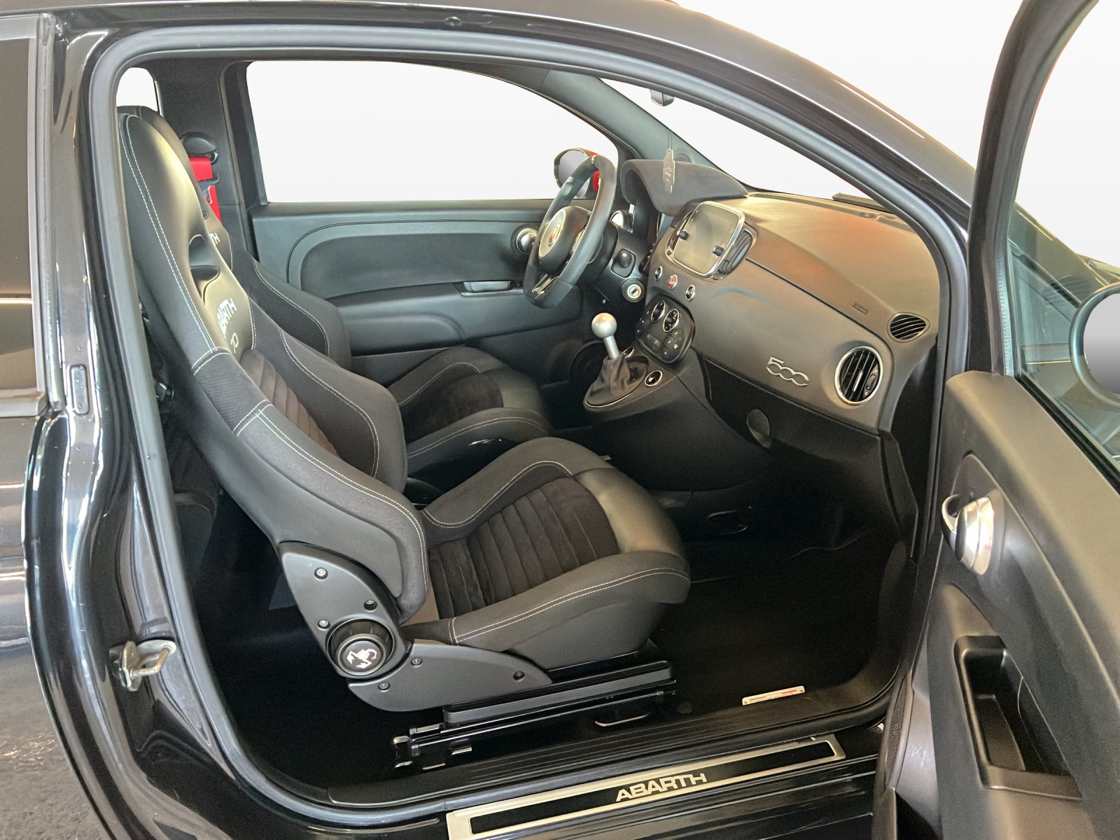 FIAT 595C 1.4 16V Turbo Abarth Competizione-image-8