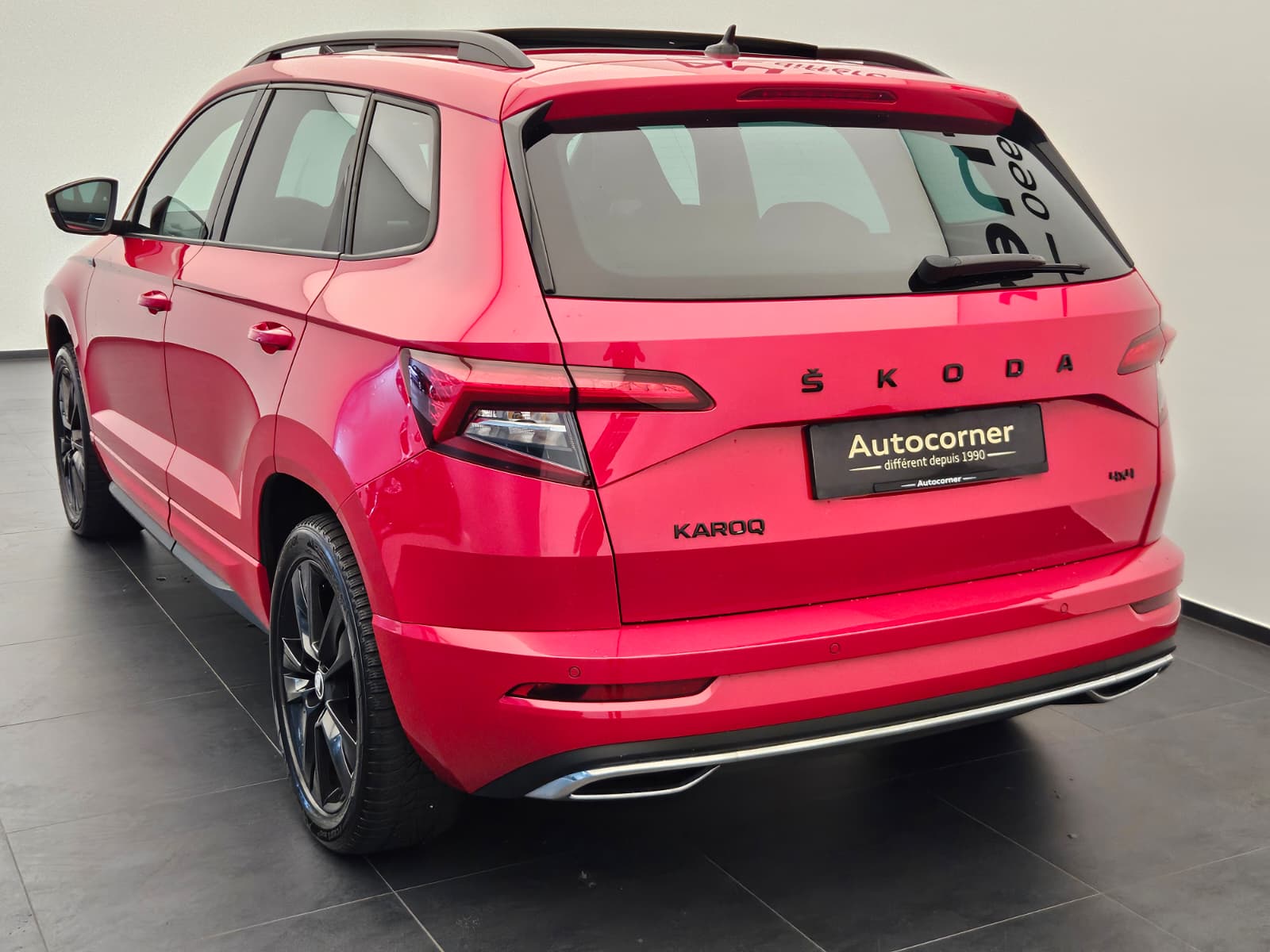 SKODA Karoq 2.0 TSI SportLine 4x4 DSG-image-8