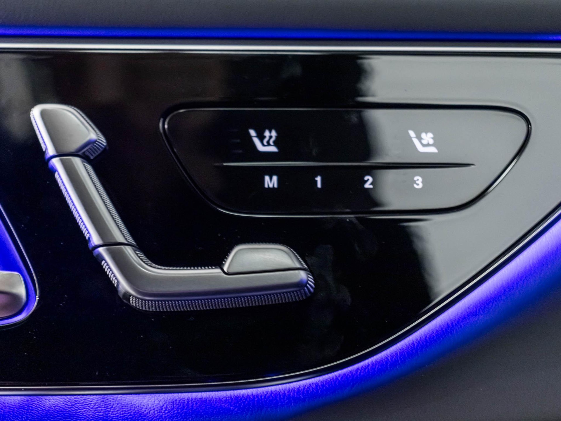 MERCEDES-BENZ GLC 53 AMG 4MATIC+-image-12