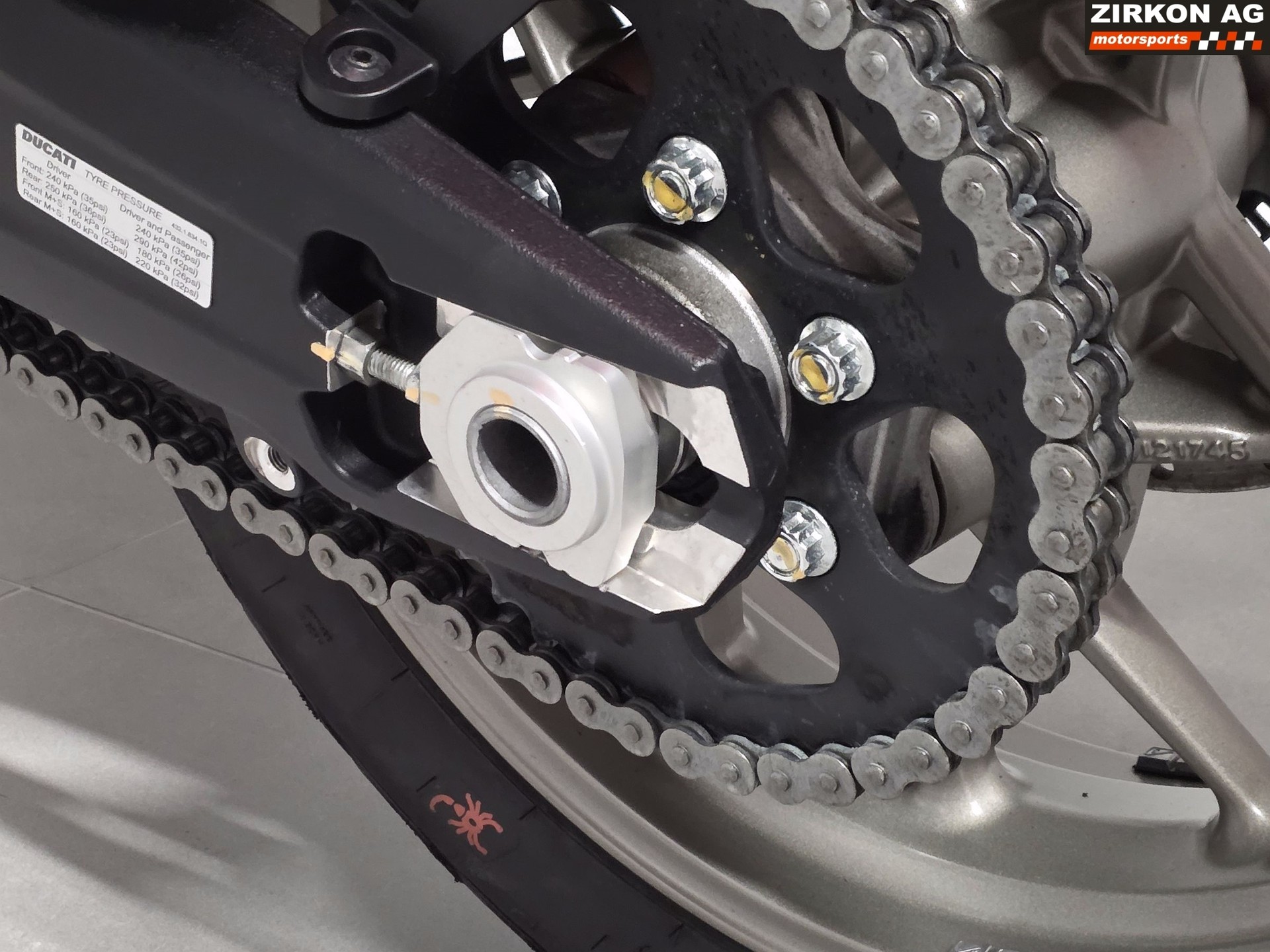 DUCATI Multistrada 950 Touring Pack-image-12