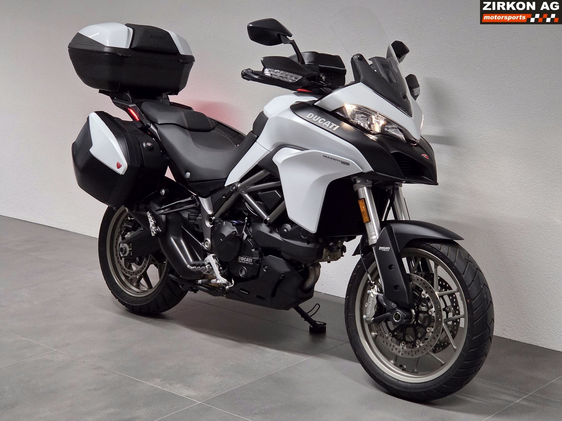 DUCATI Multistrada 950 Touring Pack-showroom-element-3