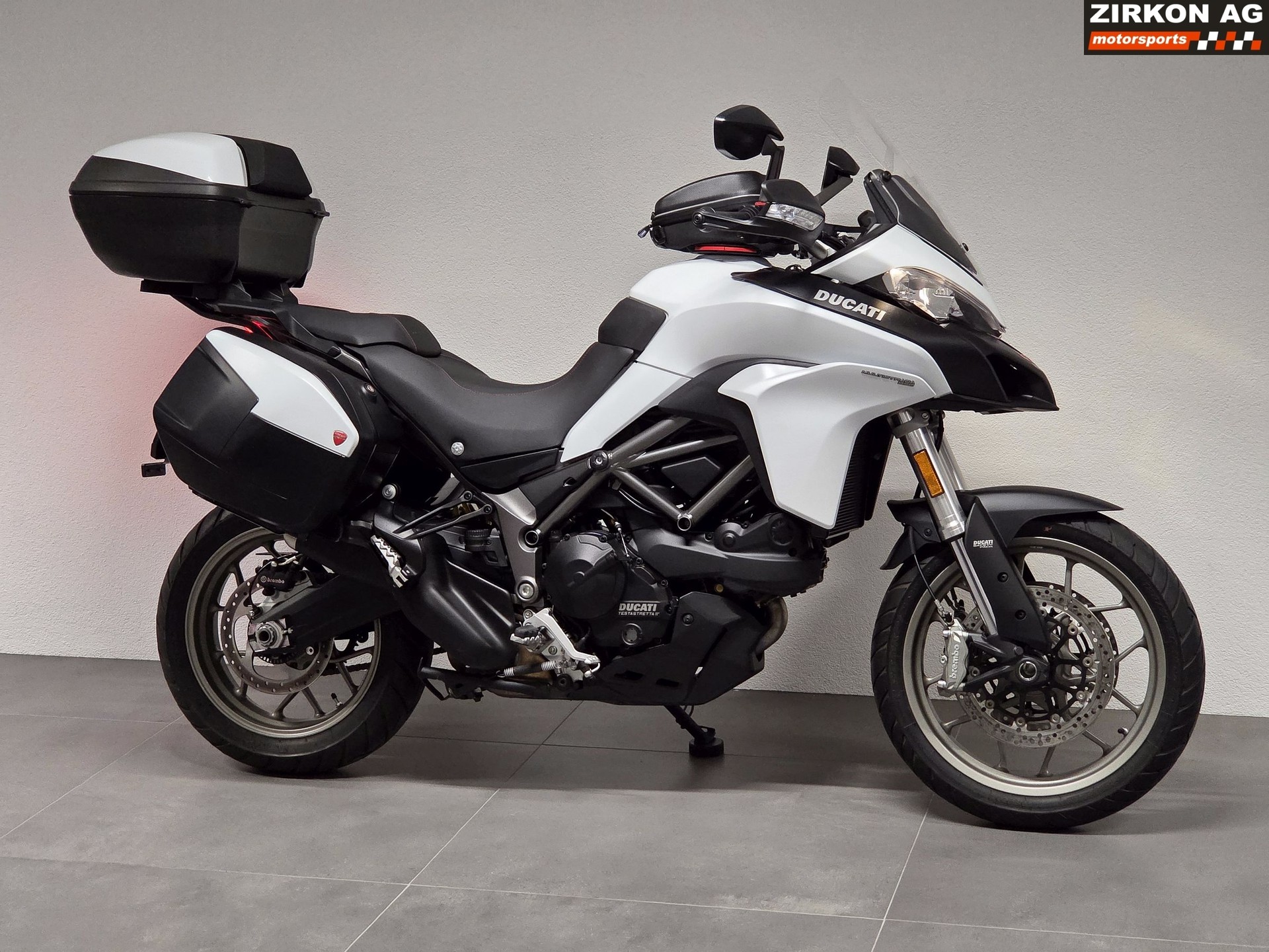 DUCATI Multistrada 950 Touring Pack-showroom-element-1
