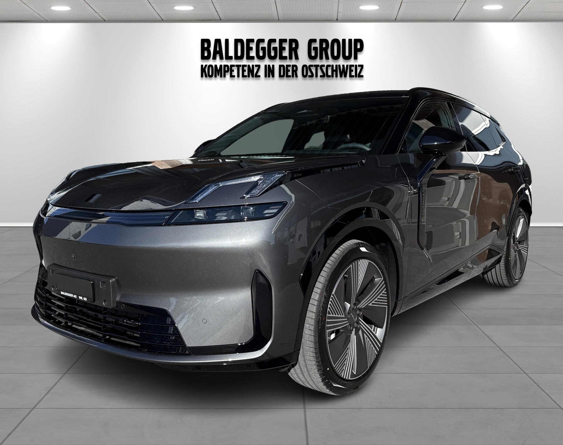 LYNK & CO 08