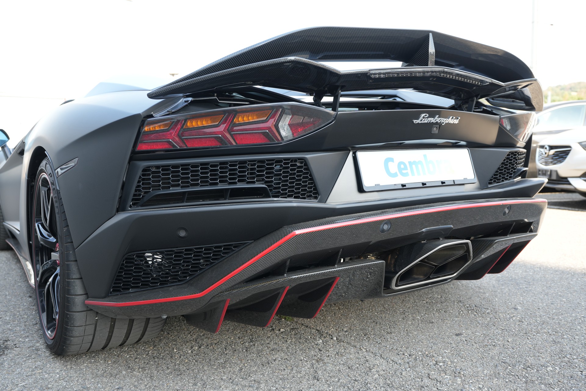 LAMBORGHINI Aventador S LP740-4 Roadster E-Gear-image-5