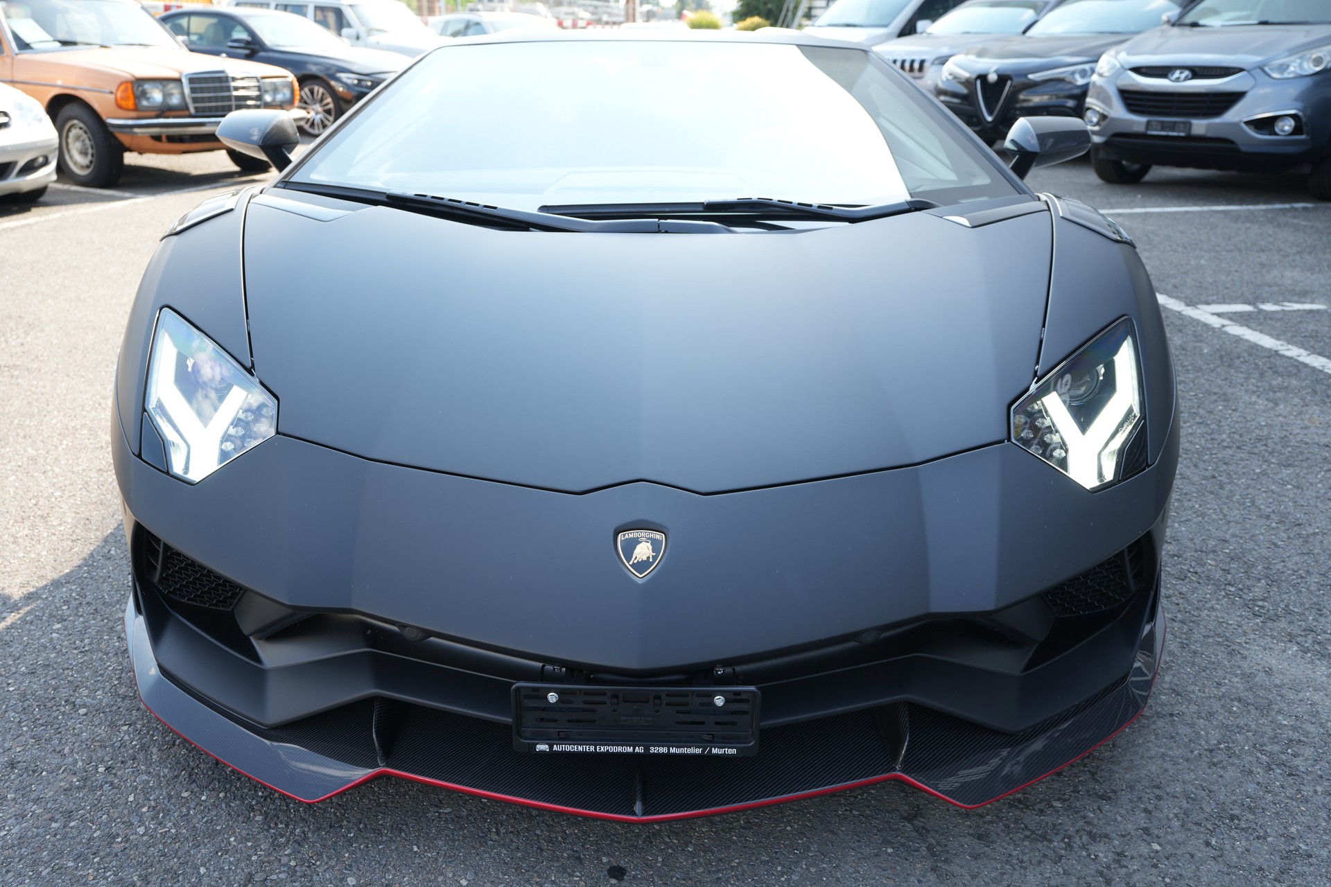 LAMBORGHINI Aventador S LP740-4 Roadster E-Gear-showroom-element-3
