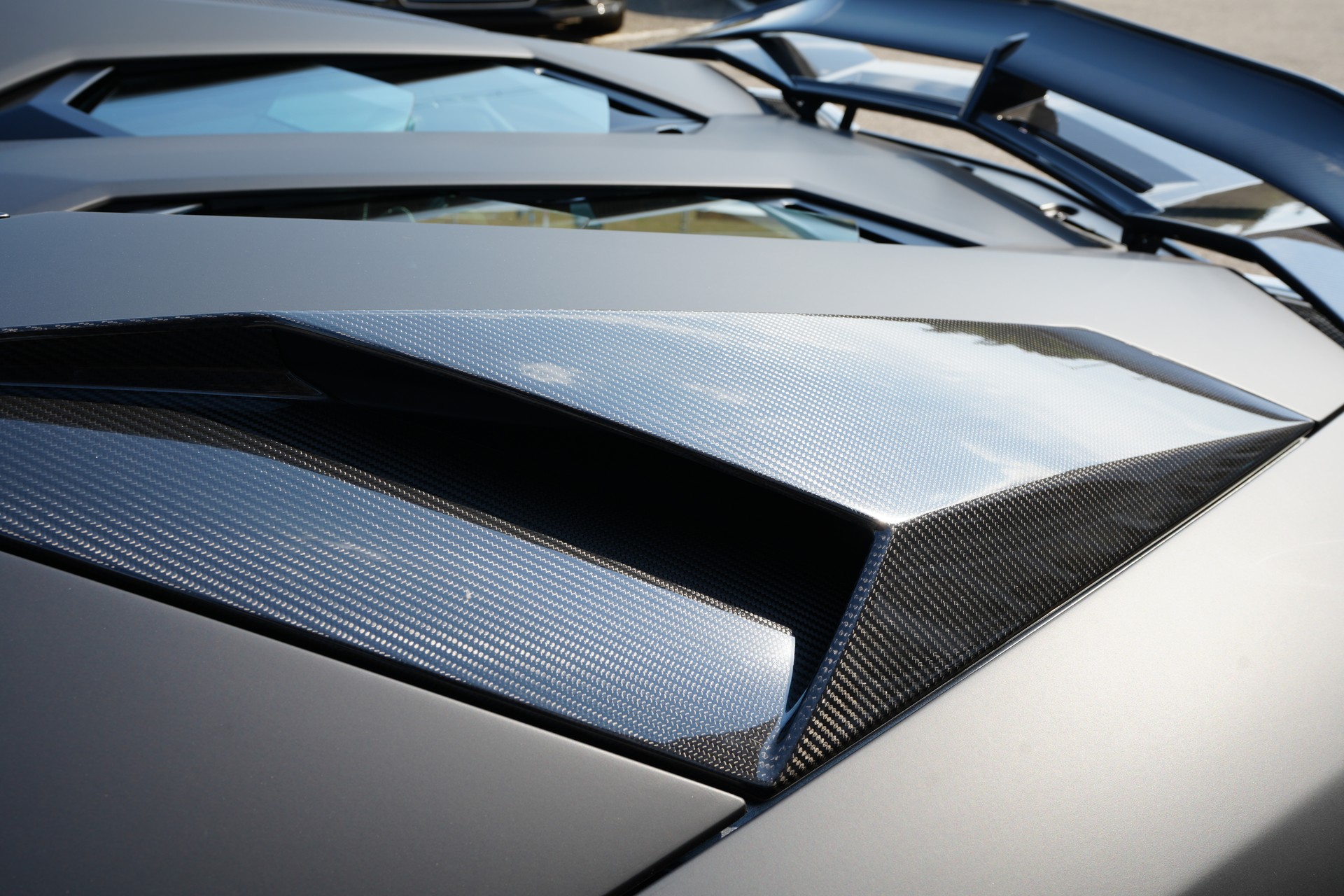 LAMBORGHINI Aventador S LP740-4 Roadster E-Gear-image-12