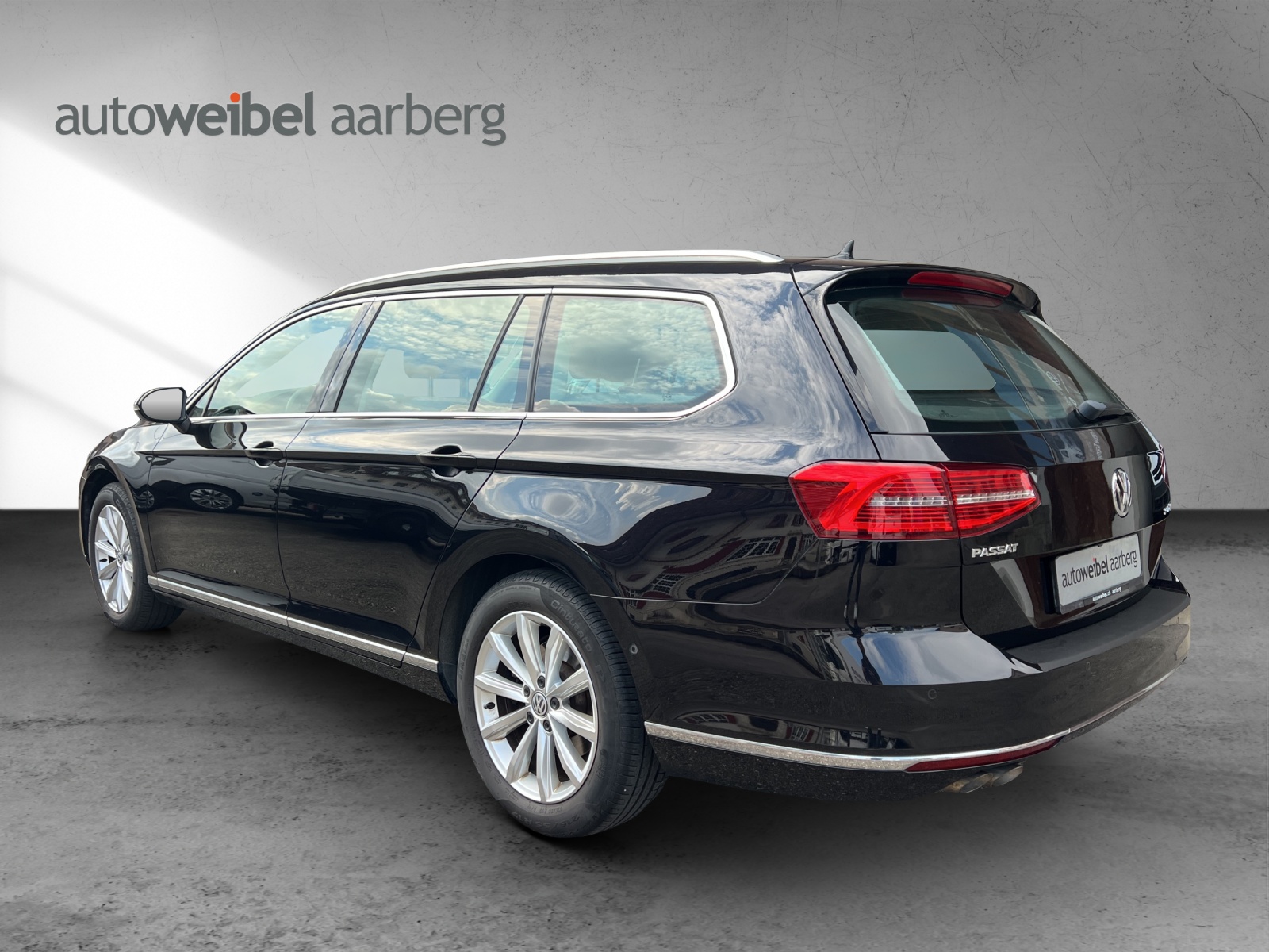VW Passat Variant 2.0 TDI SCR BMT Highline DSG-showroom-element-3