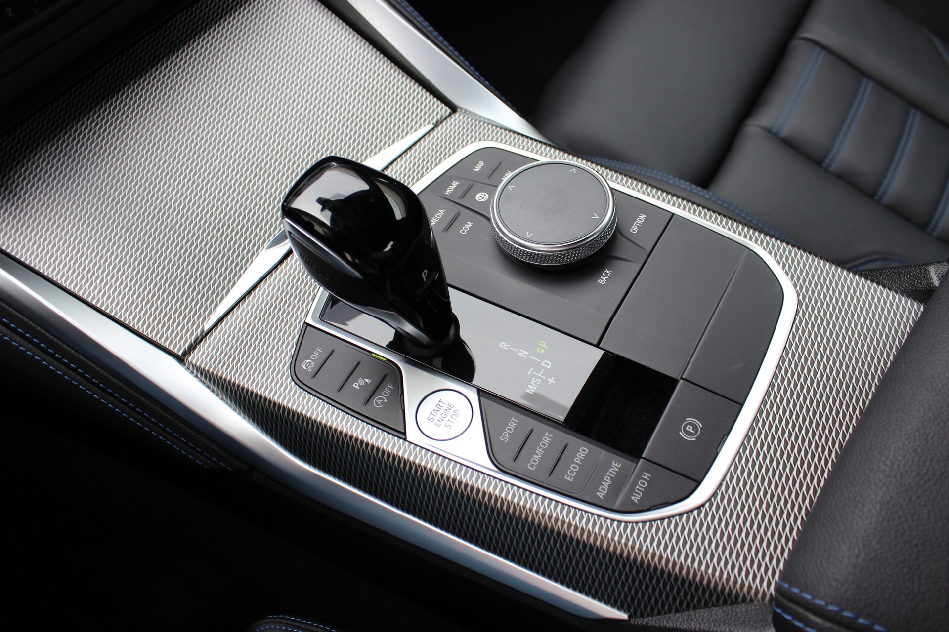 BMW M240i xDrive BROOKLYN GRAU METALLIC *M SPORTSITZE*-image-13