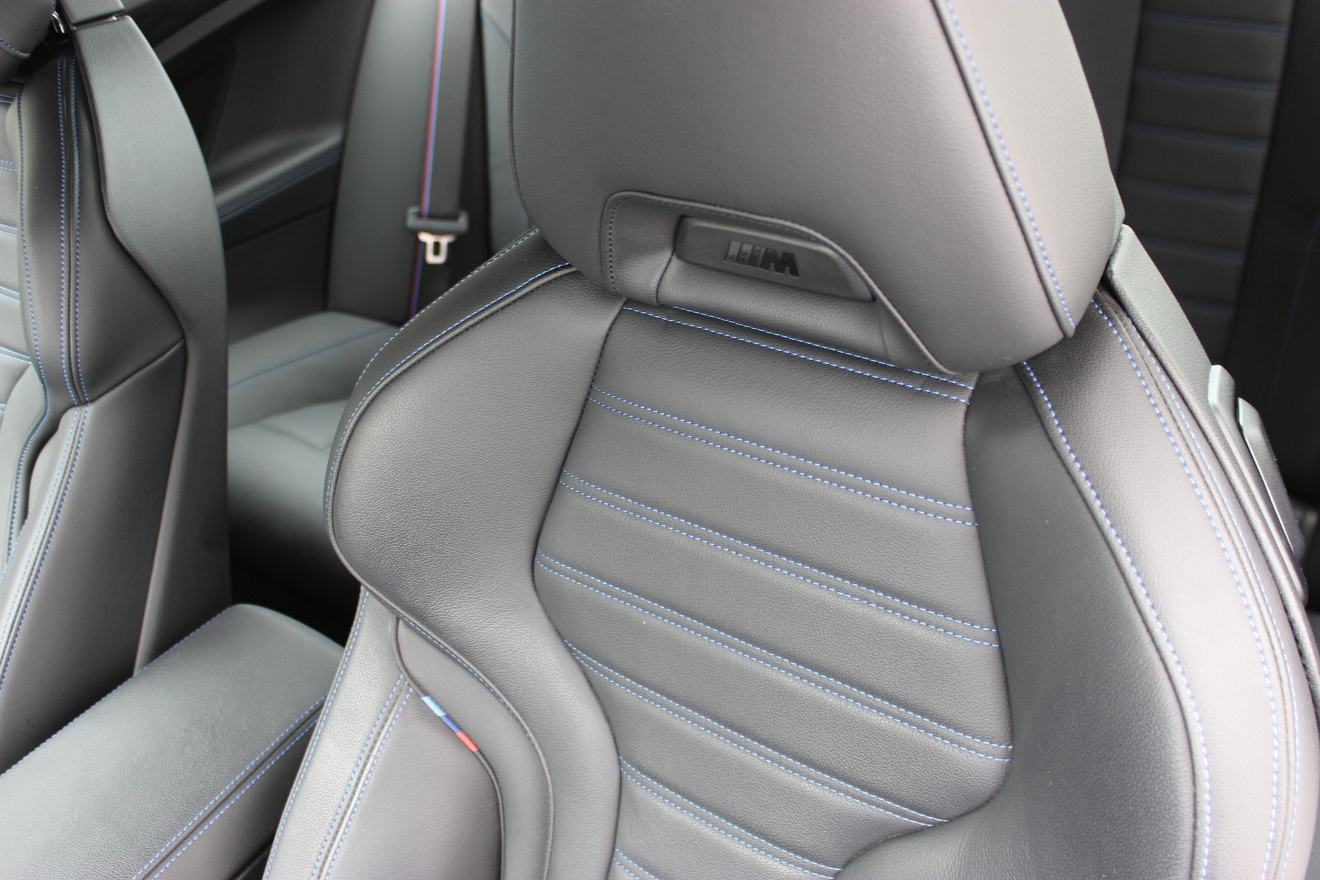 BMW M240i xDrive BROOKLYN GRAU METALLIC *M SPORTSITZE*-image-10