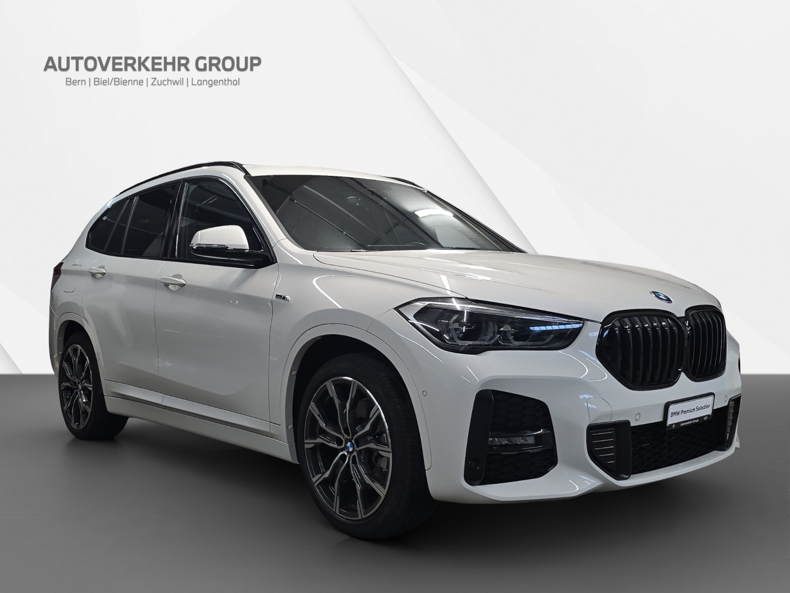BMW X1 xDrive 25e M Sport-showroom-element-2