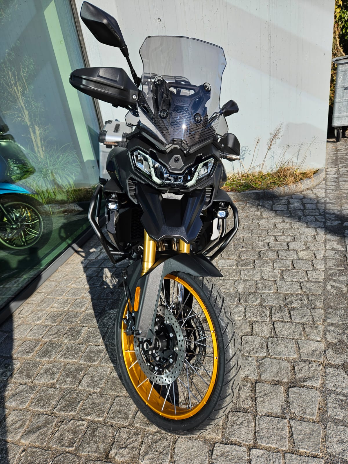 VOGE 900 DSX Black Knight-image-7