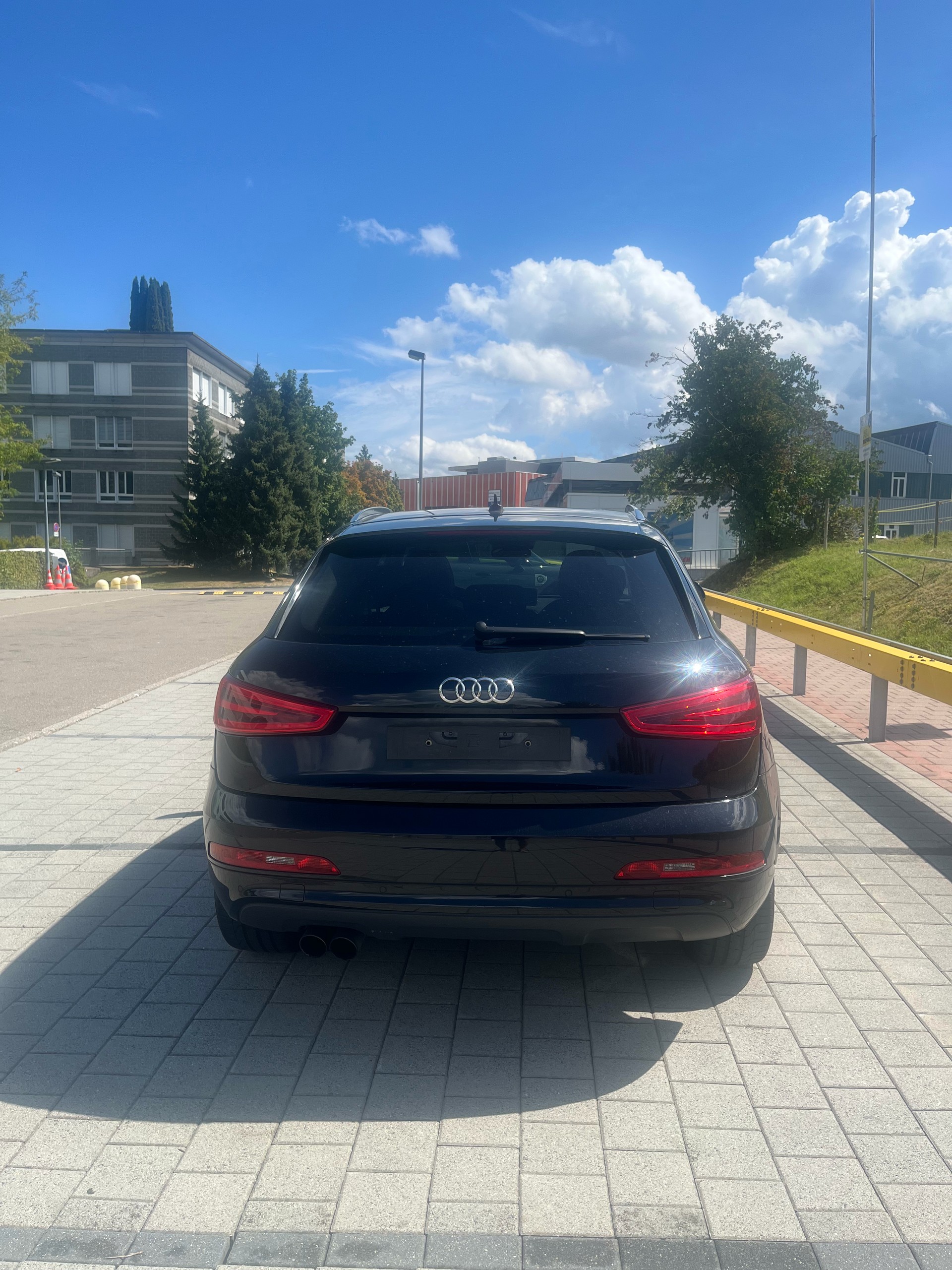 AUDI 2.0 TFSI quattro S-Tronic-image-2