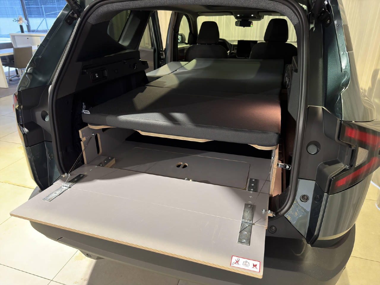 DACIA Bigster 1.8 Hybrid Journey-image-15
