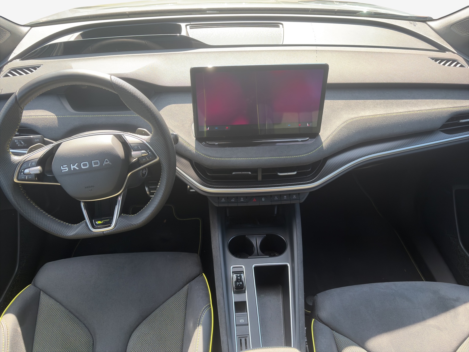 SKODA Elroq RS 4x4-image-9