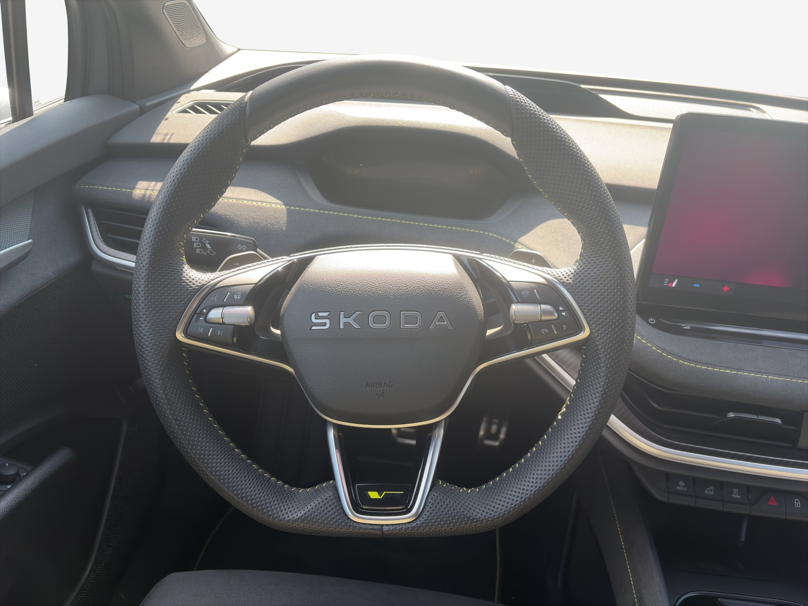 SKODA Elroq RS 4x4-image-10
