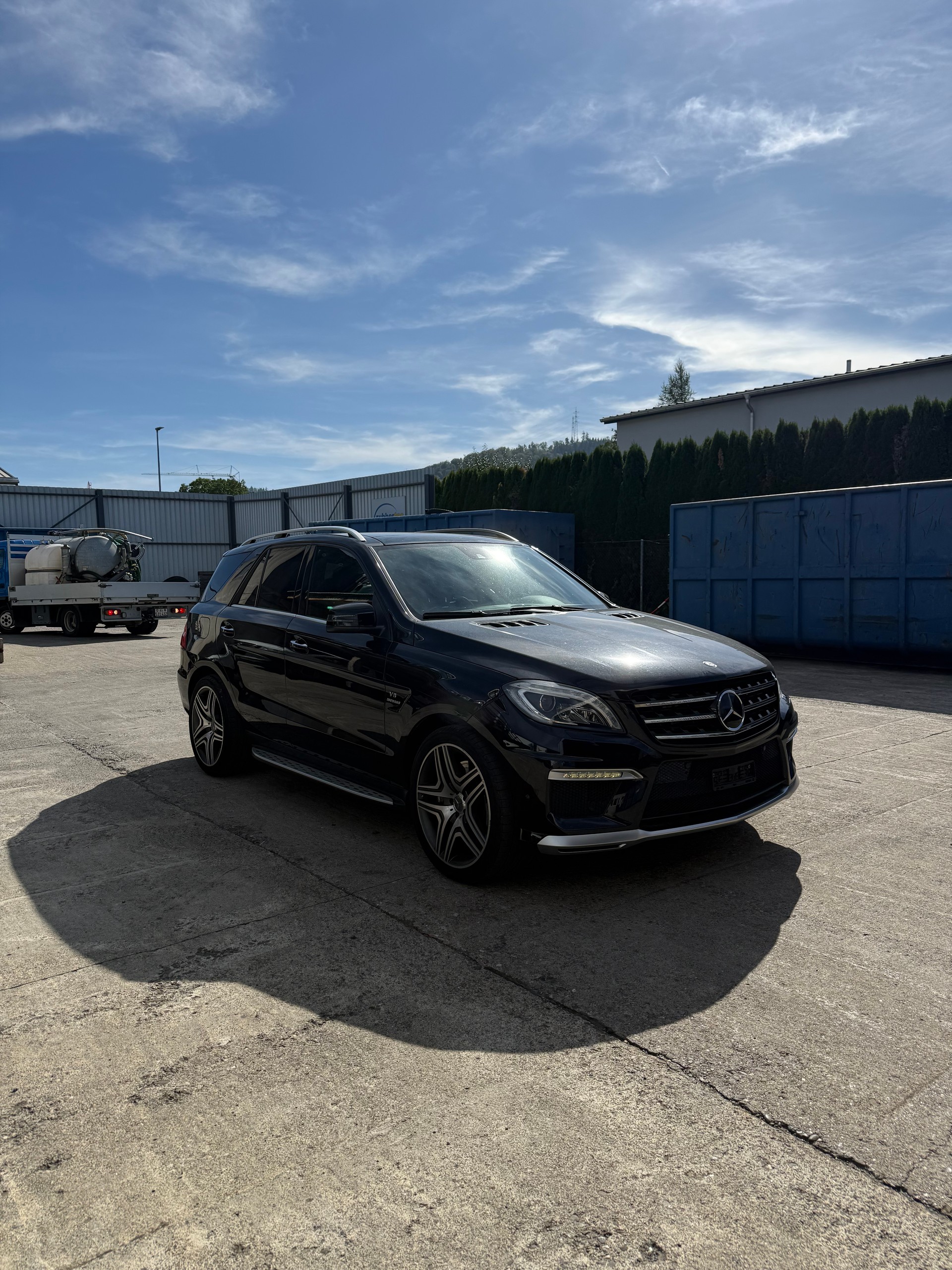 MERCEDES-BENZ ML 63 AMG 4Matic Speedshift-image-2