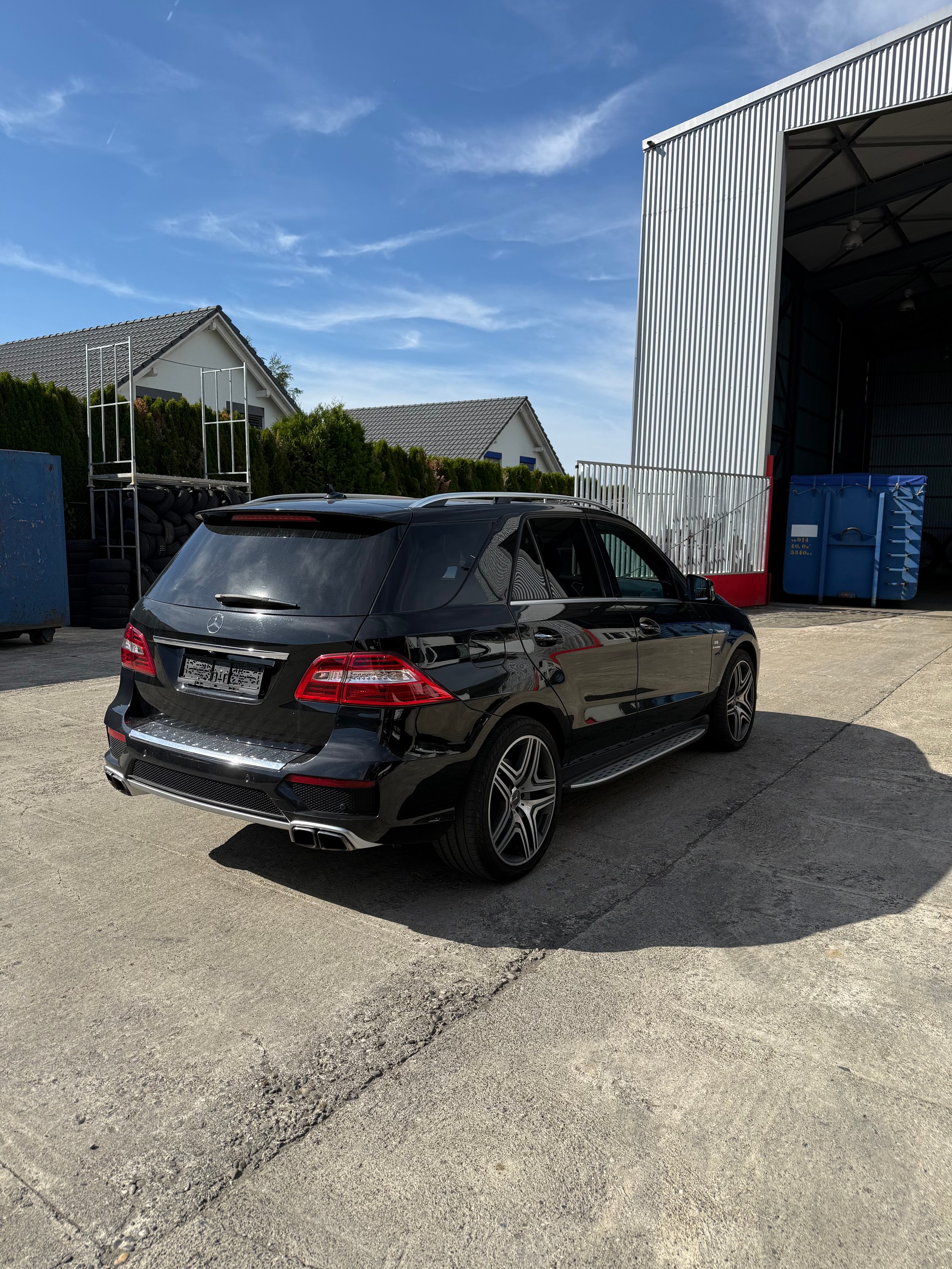 MERCEDES-BENZ ML 63 AMG 4Matic Speedshift-image-5