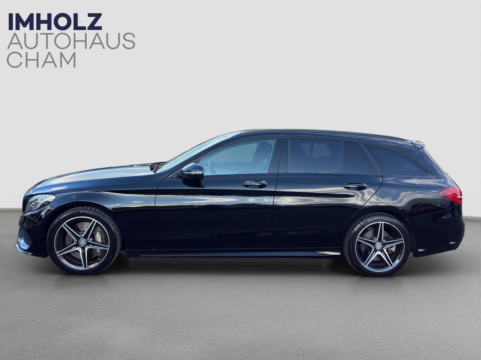 MERCEDES-BENZ C 450 AMG 4matic Kombi-showroom-element-1