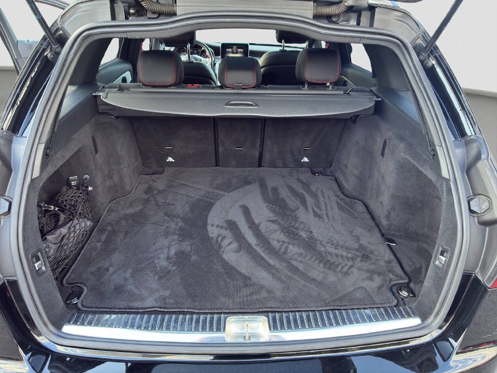 MERCEDES-BENZ C 450 AMG 4matic Kombi-image-13