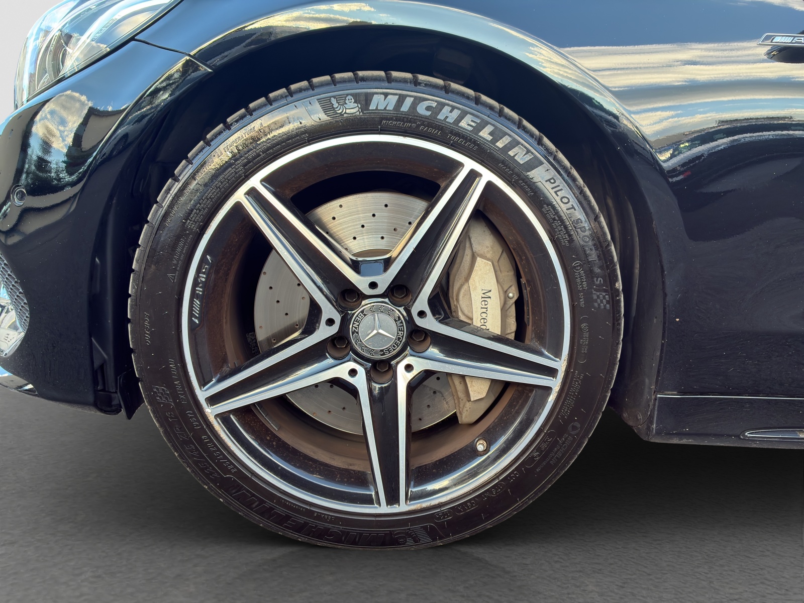 MERCEDES-BENZ C 450 AMG 4matic Kombi-image-14