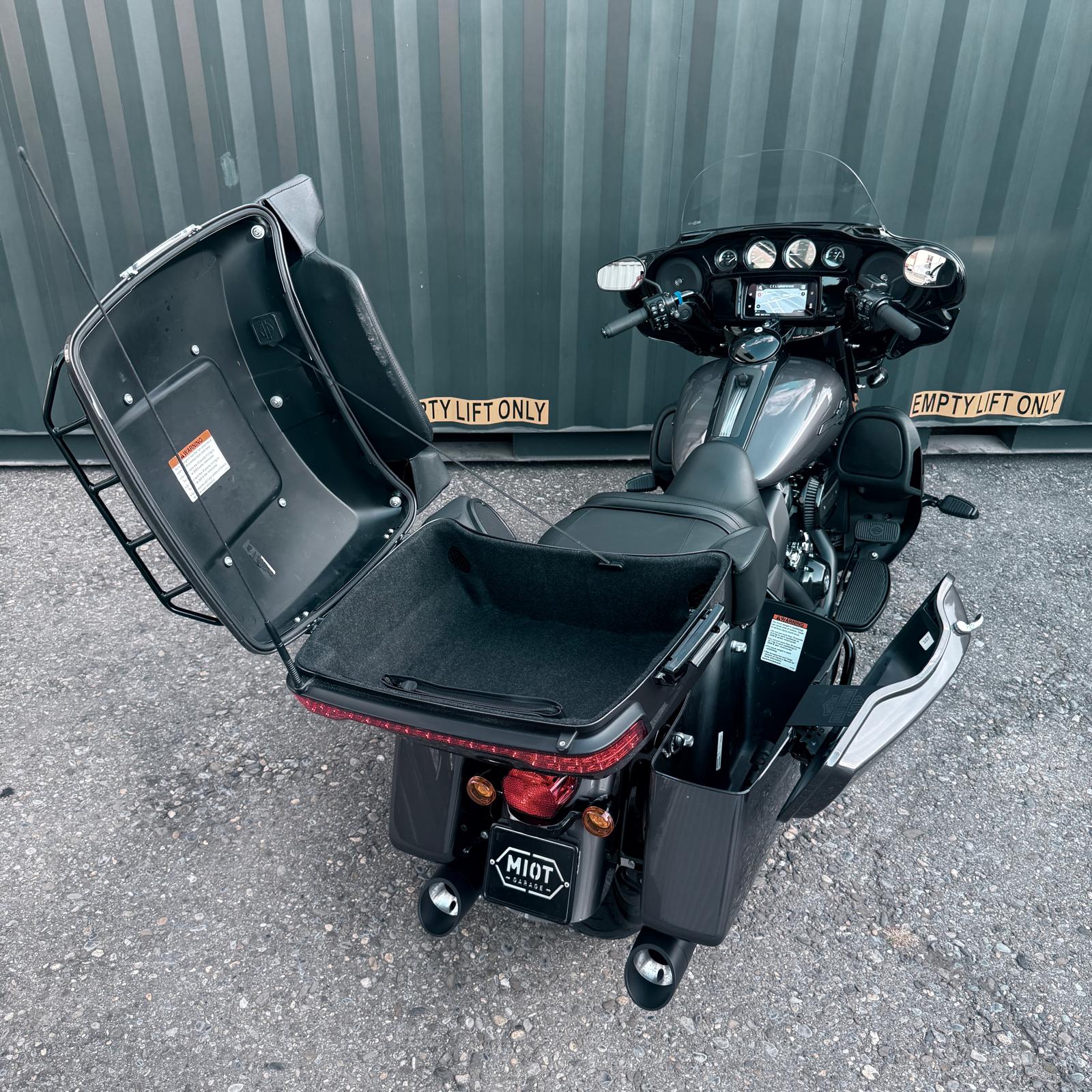 HARLEY-DAVIDSON FLHTK Electra Glide Ultra Limited Black Finish114-image-15