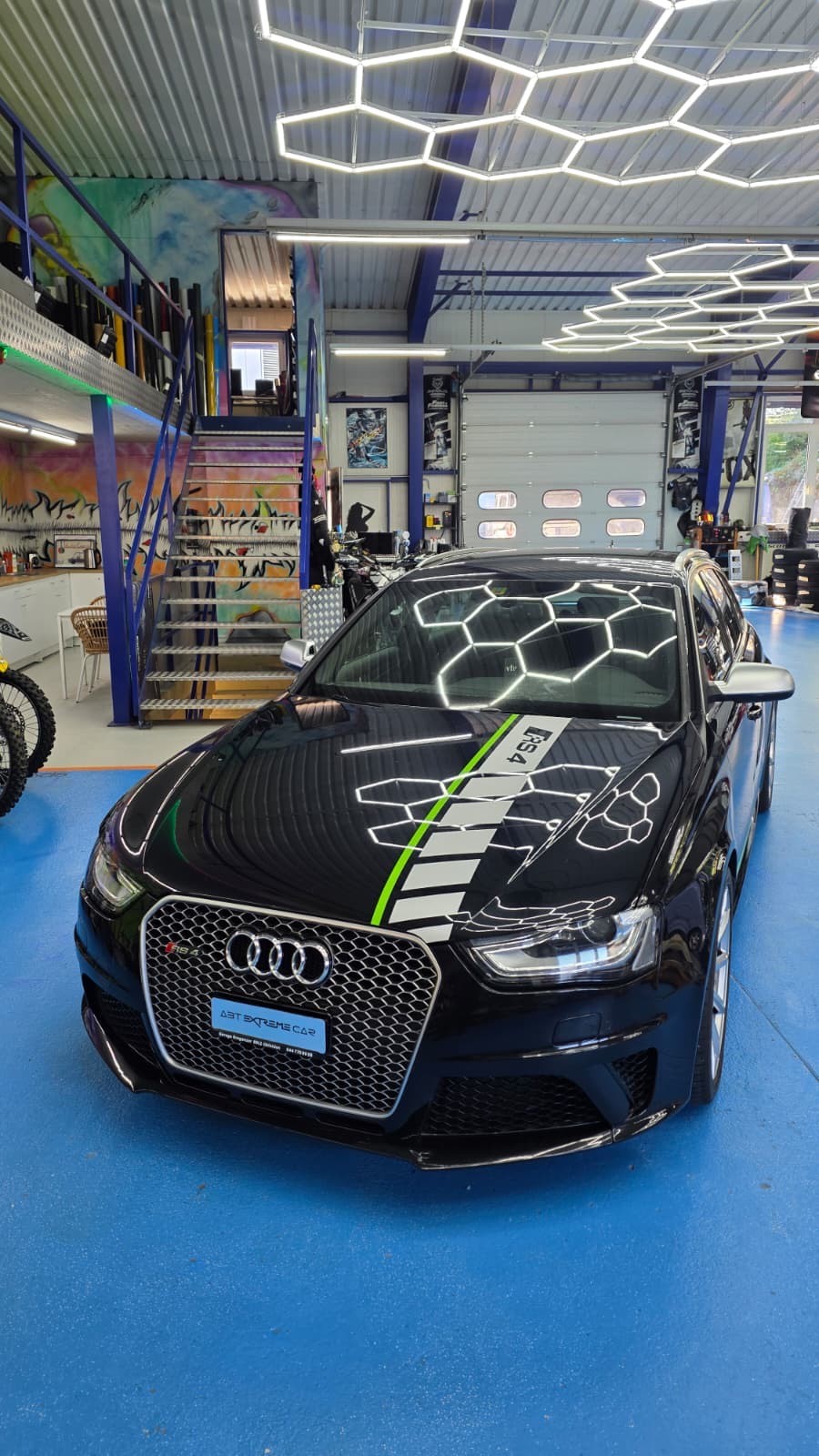 AUDI RS4 Avant 4.2 FSI V8 quattro S-tronic-showroom-element-2