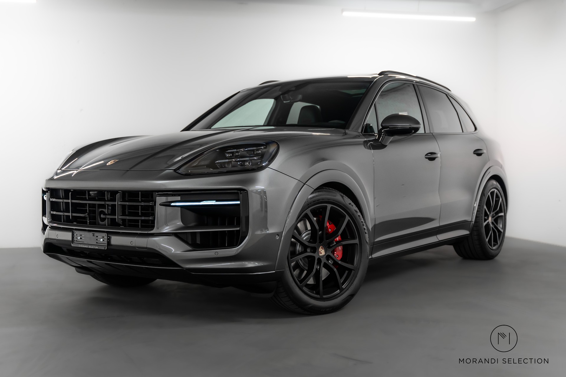 PORSCHE Cayenne 4.0 V8 GTS-showroom-element-1