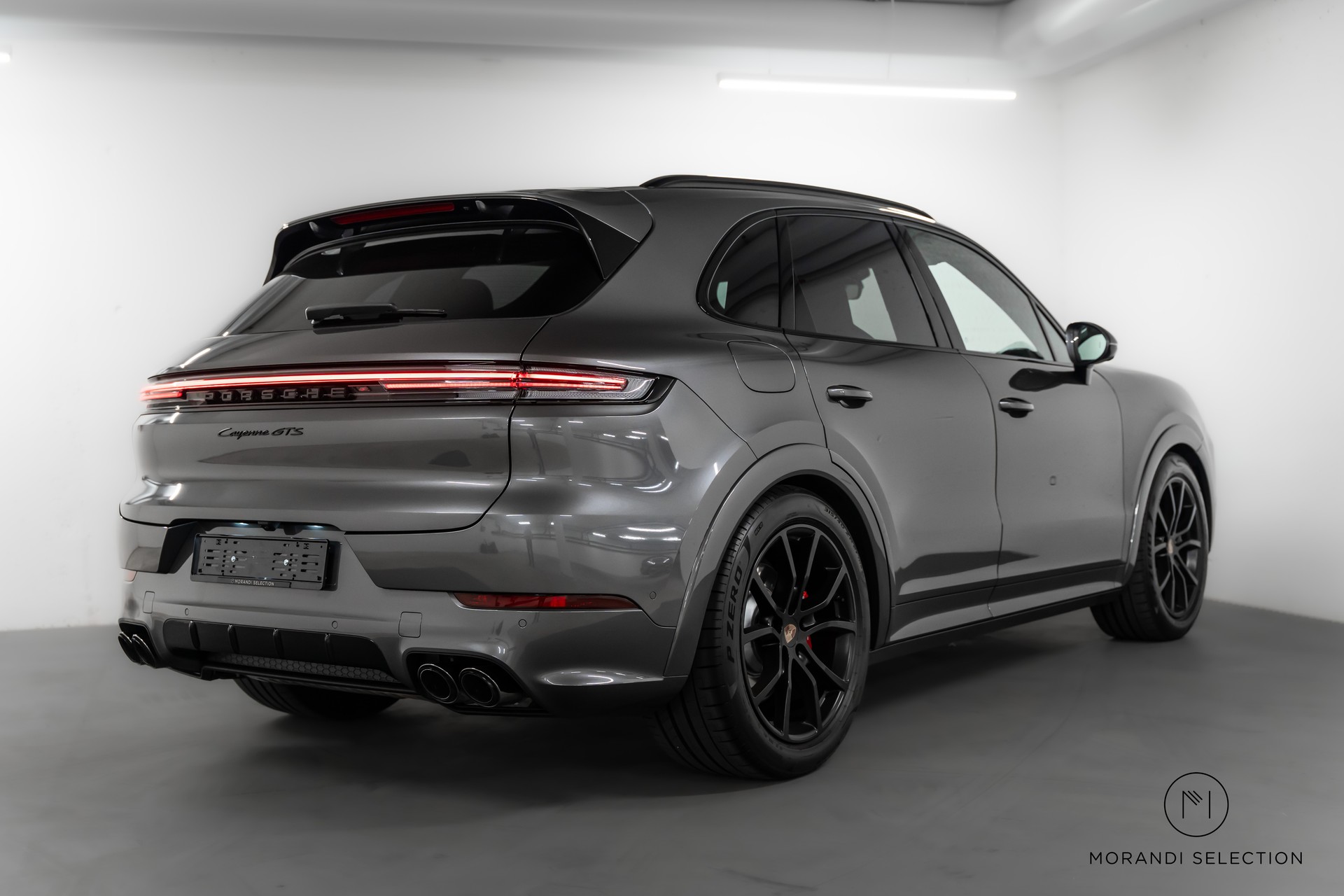 PORSCHE Cayenne 4.0 V8 GTS-showroom-element-2