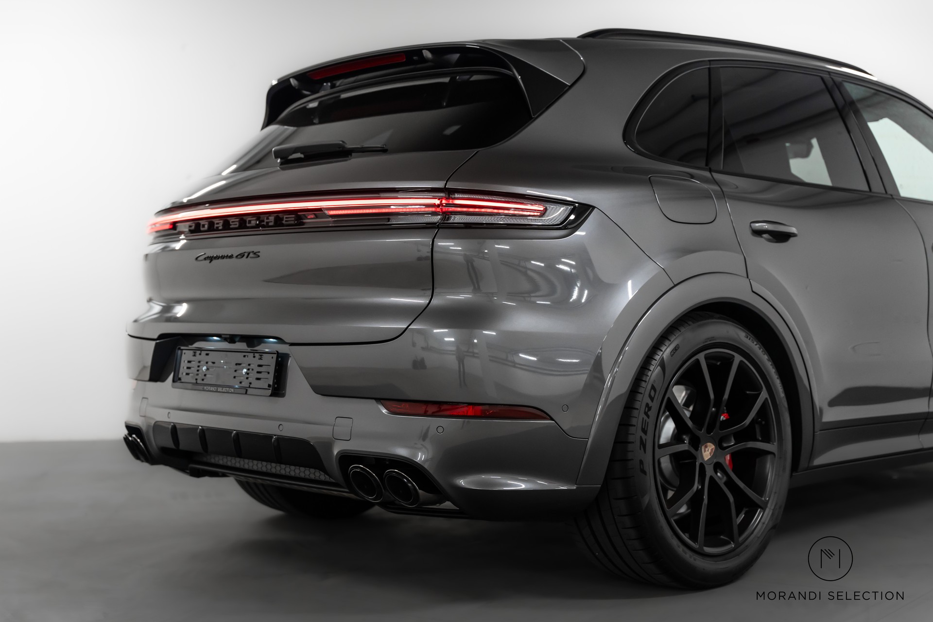 PORSCHE Cayenne 4.0 V8 GTS-image-4
