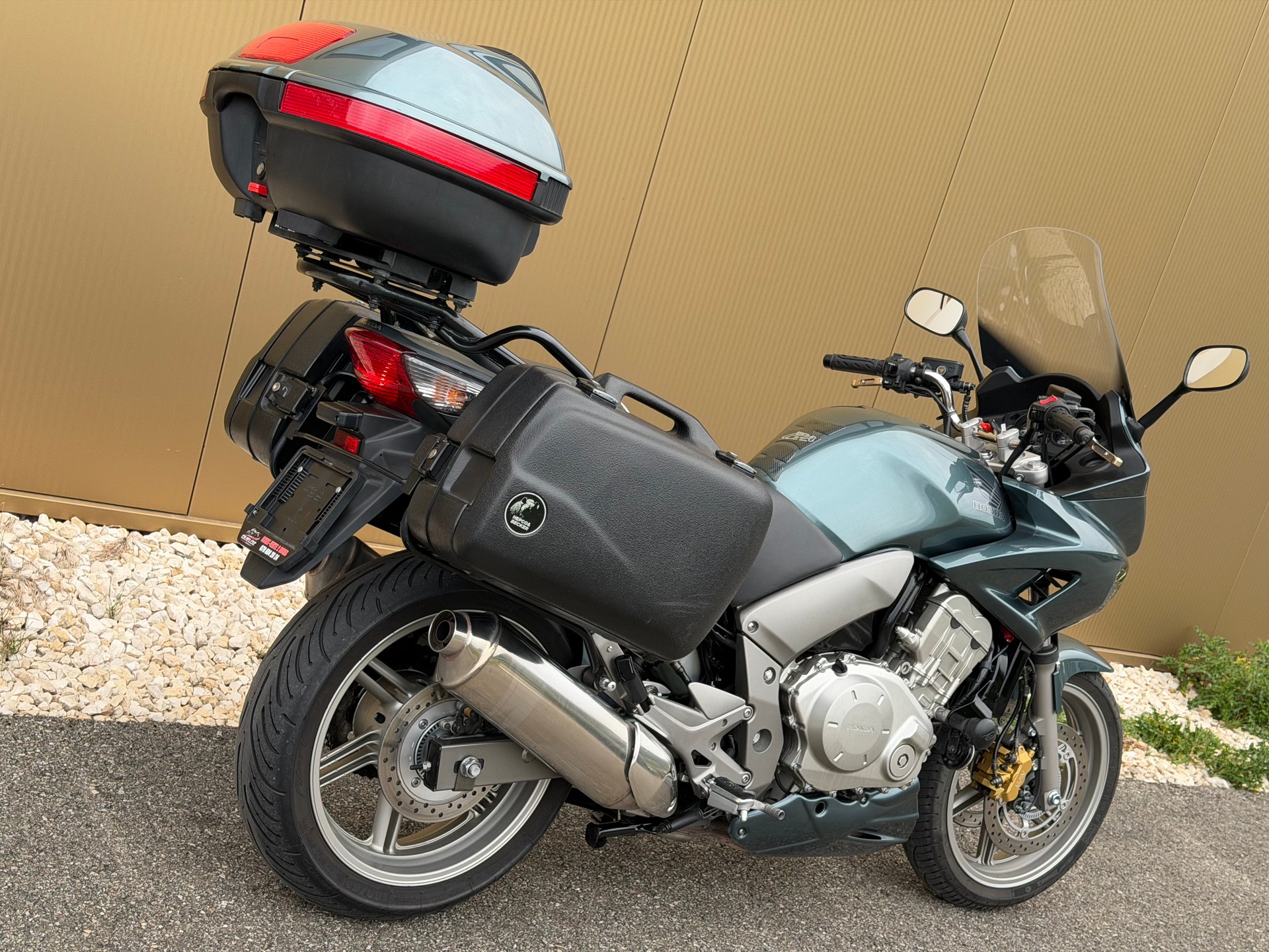 HONDA CBF 1000 ABS-image-4