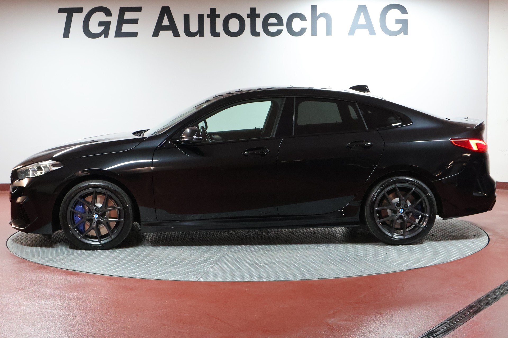 BMW M235i Gran Coupé xDrive M Sport Pro Steptronic-showroom-element-3