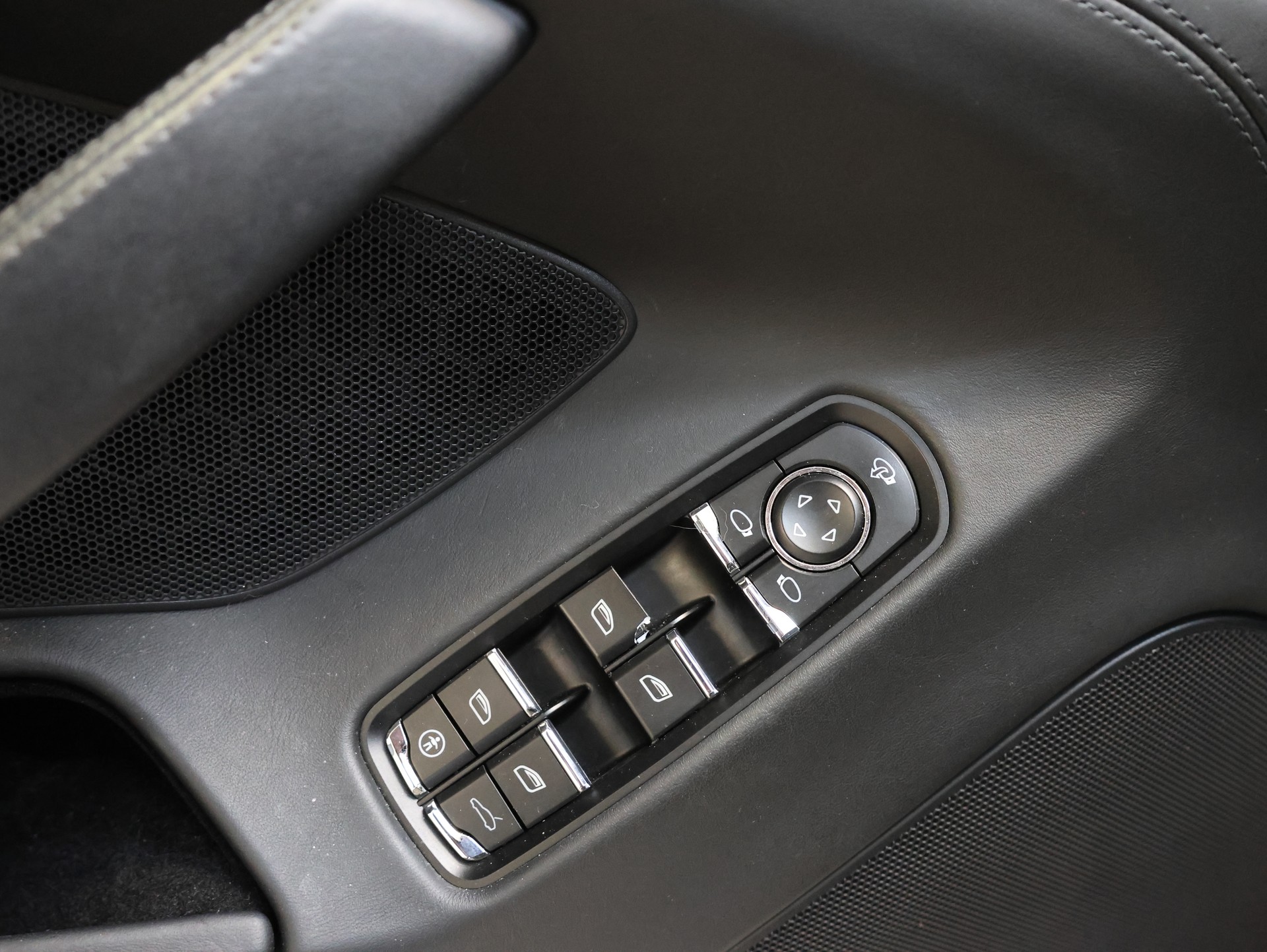 PORSCHE Panamera 4S 4.8 PDK *1.HAND*-image-11