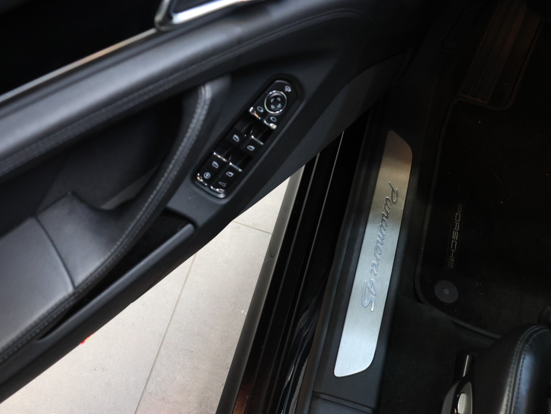 PORSCHE Panamera 4S 4.8 PDK *1.HAND*-image-12