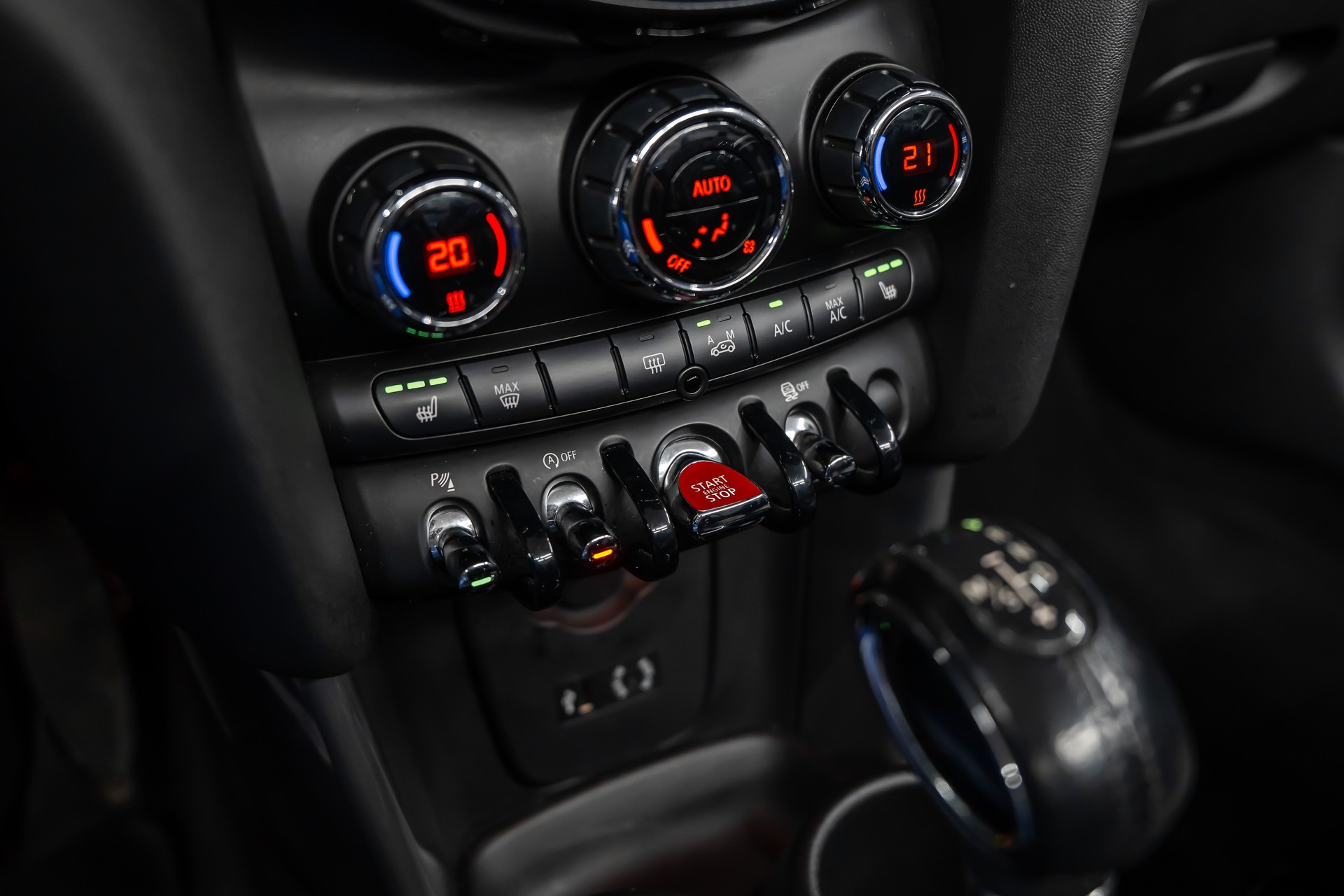 MINI Cooper Cabriolet Steptronic *CH-Fahrzeug*Vollleder*Garantie*-image-19